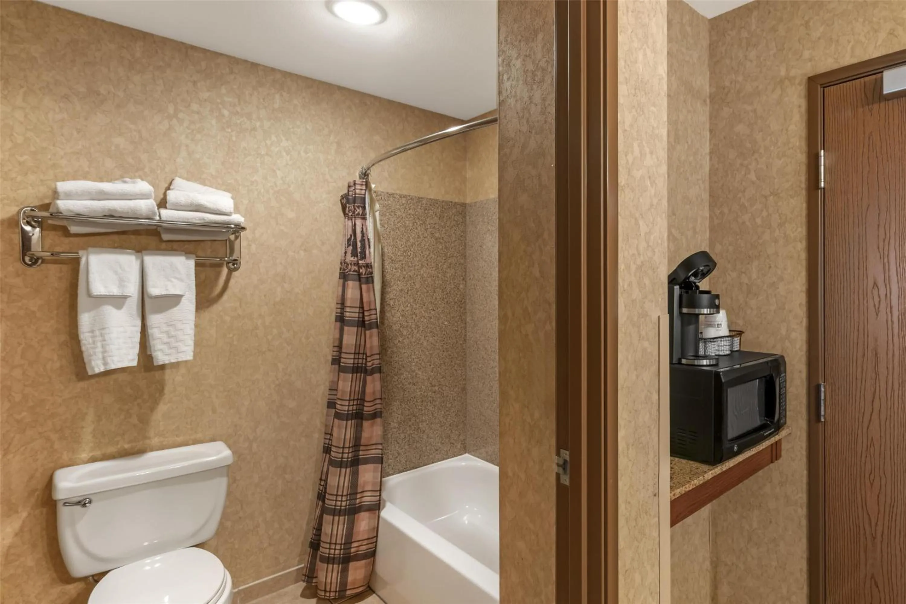 Bathroom in Best Western Plus Kelly Inn and Suites