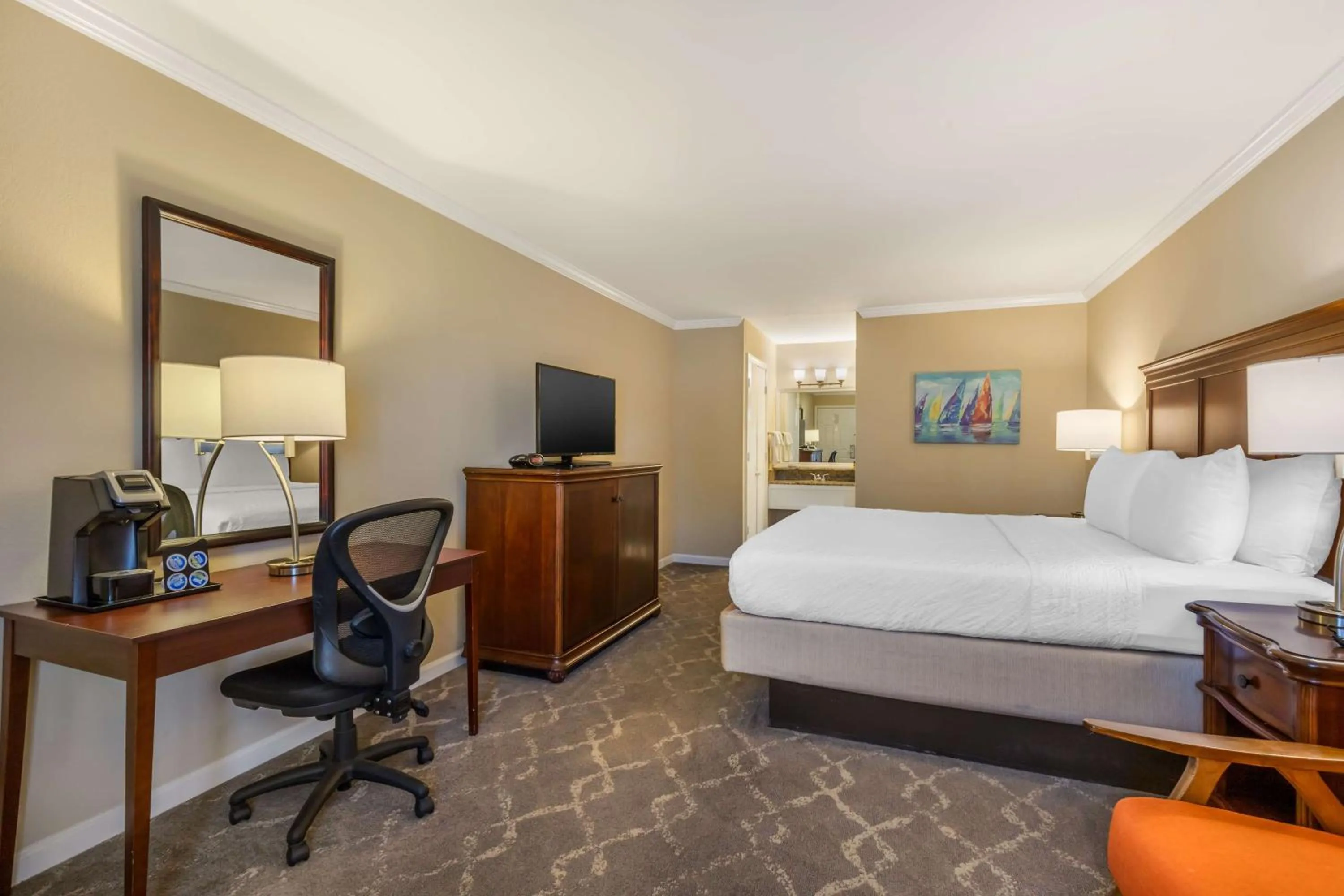 Bedroom, Bed in Best Western PLUS Santee Inn