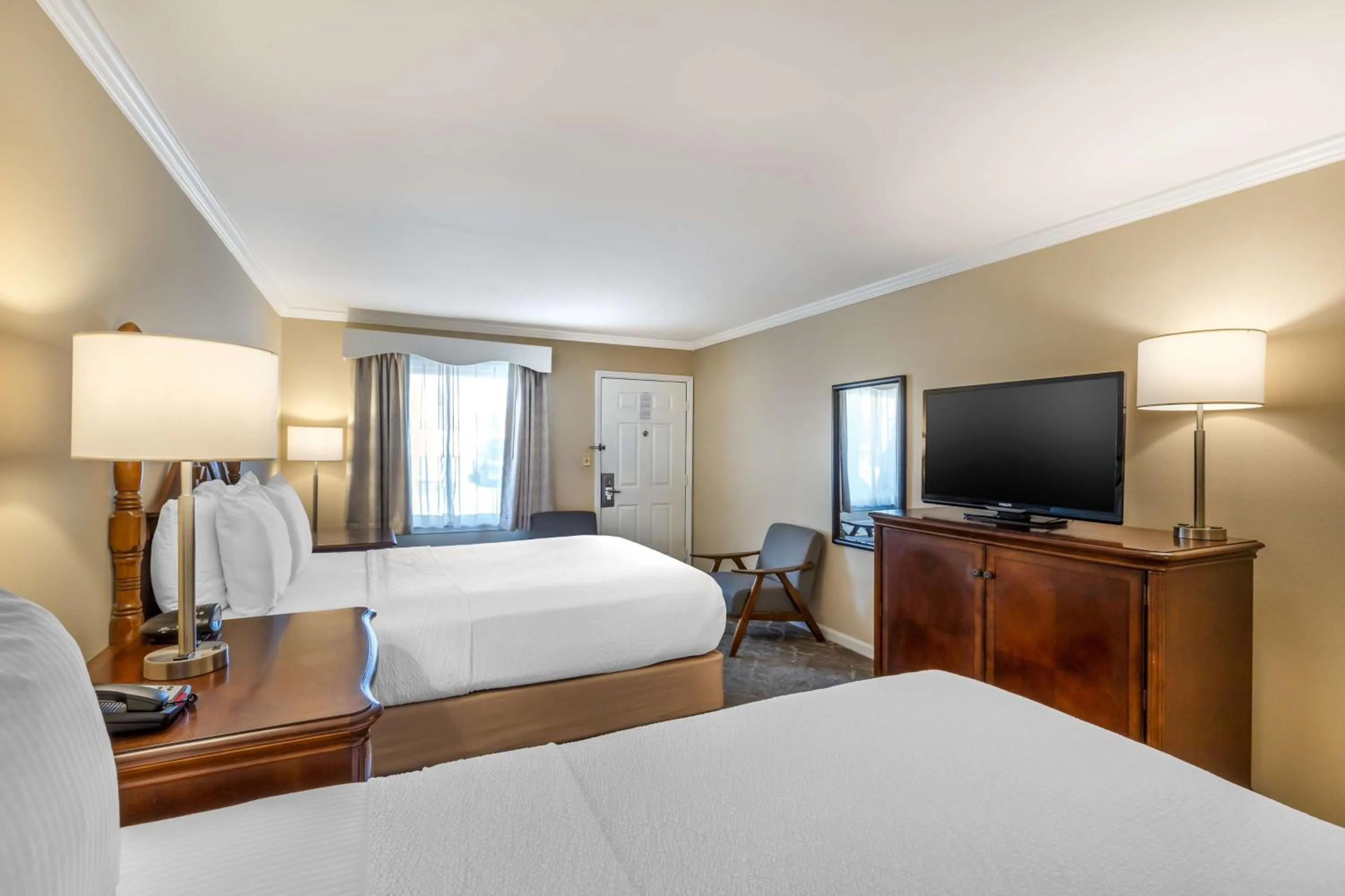 Bedroom, Bed in Best Western PLUS Santee Inn