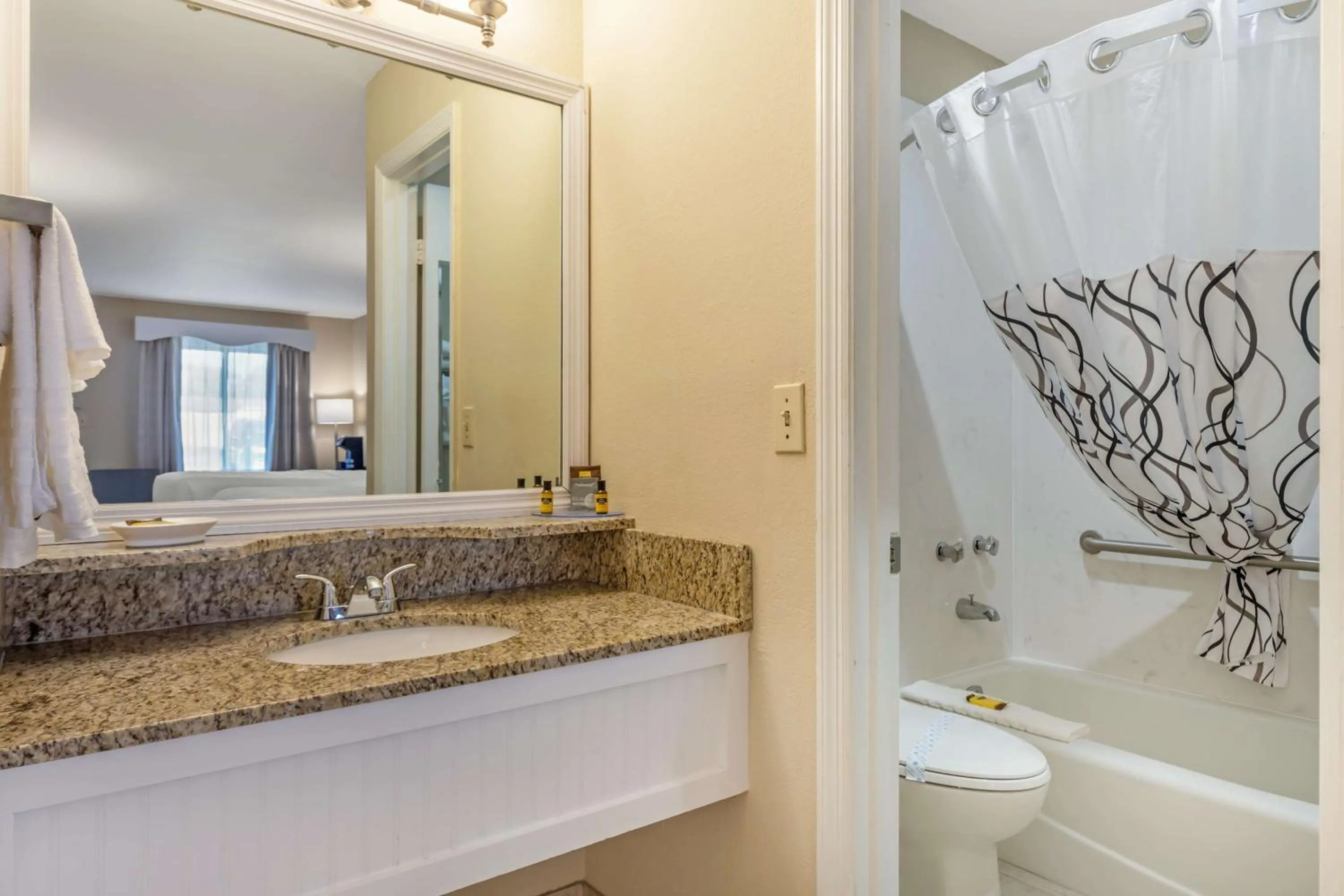 Bathroom in Best Western PLUS Santee Inn