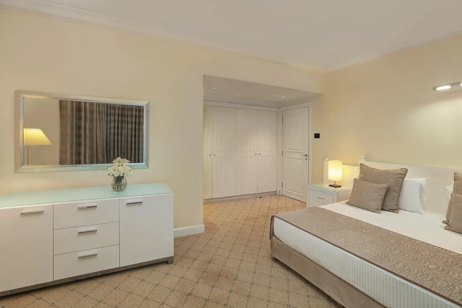 Bed in Le Royal Hotel - Beirut