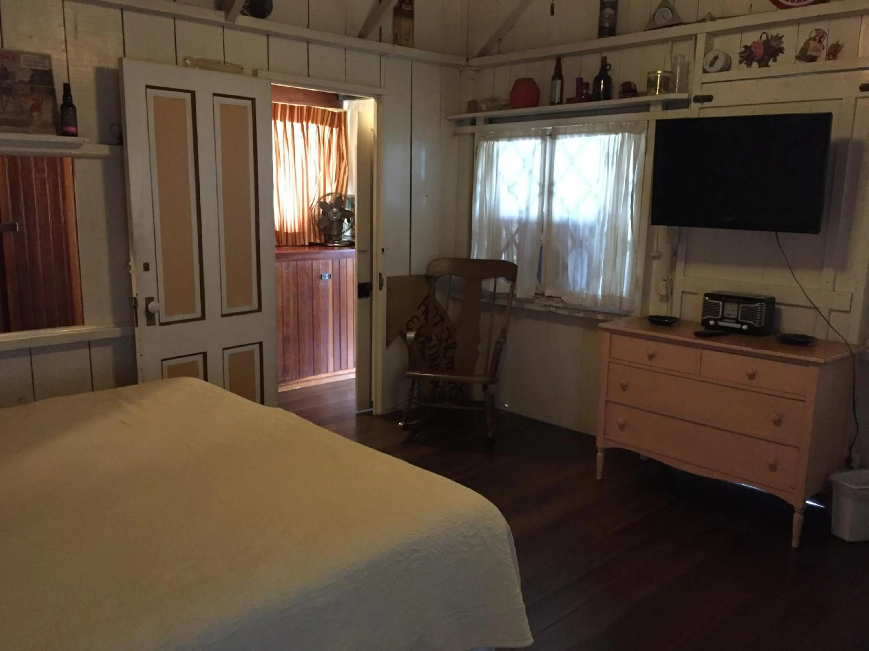 Bedroom, Bed in Catalina Island Seacrest Inn