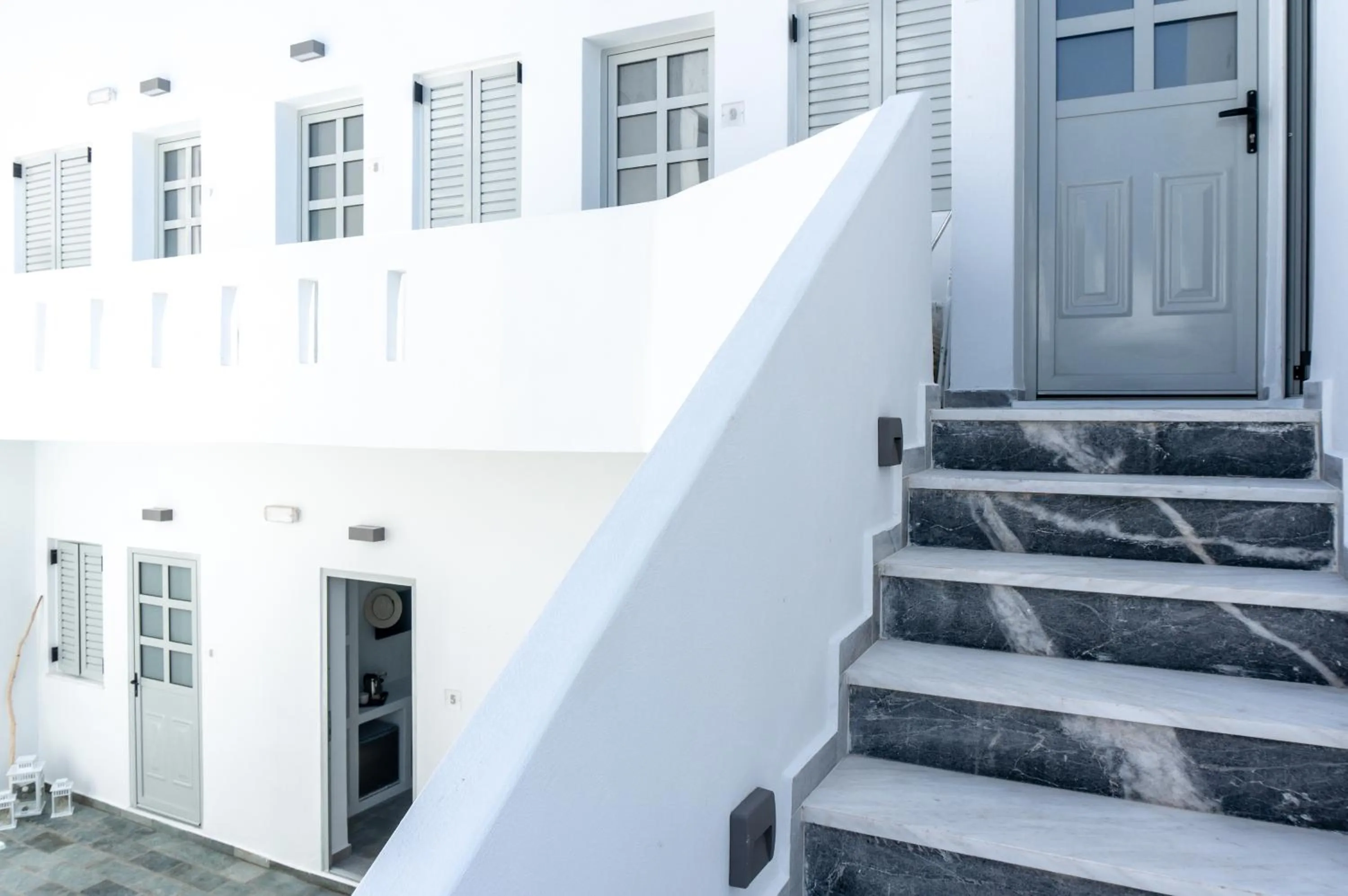 Property building in Pelican Paros