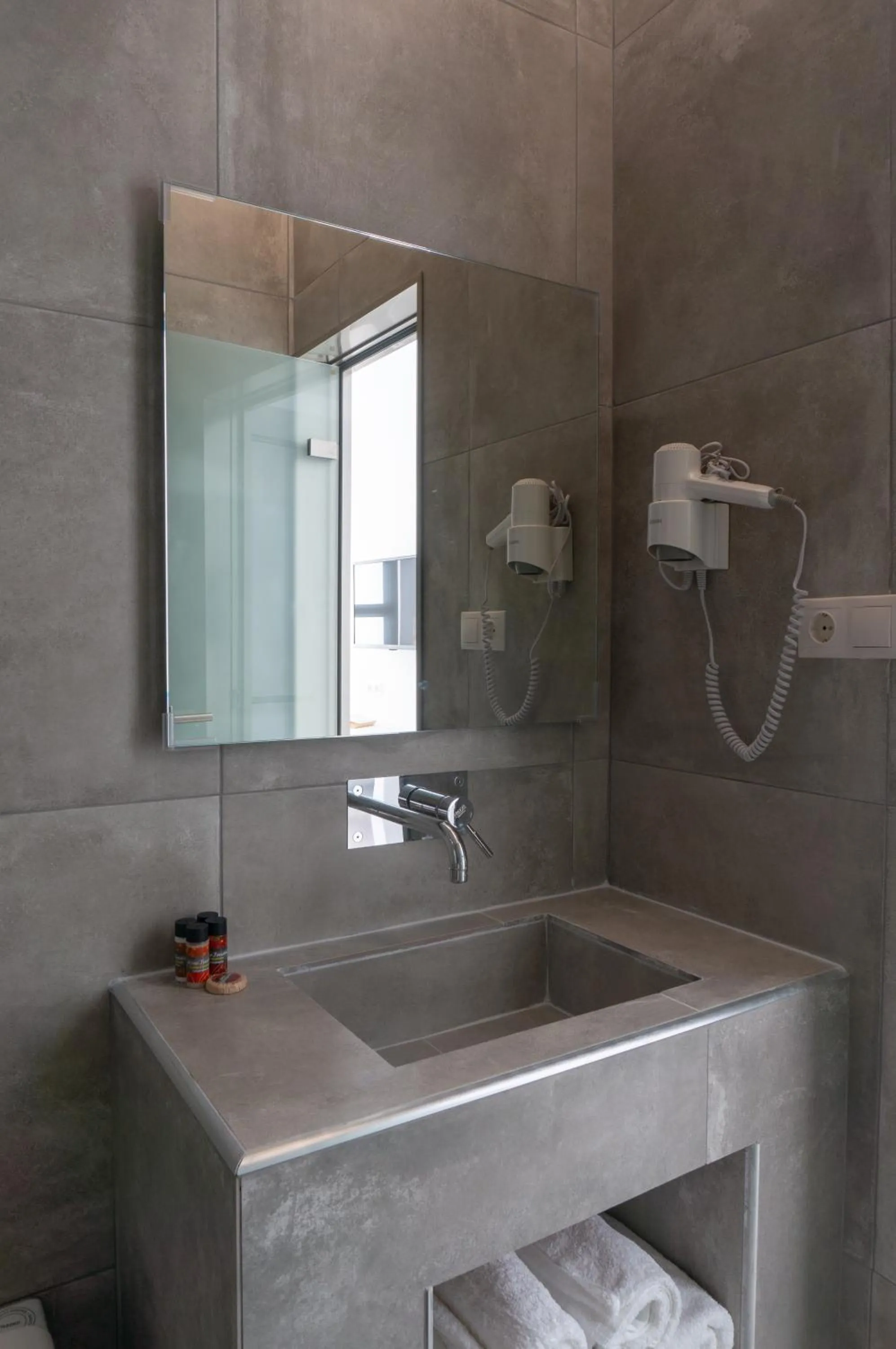 Bathroom in Pelican Paros