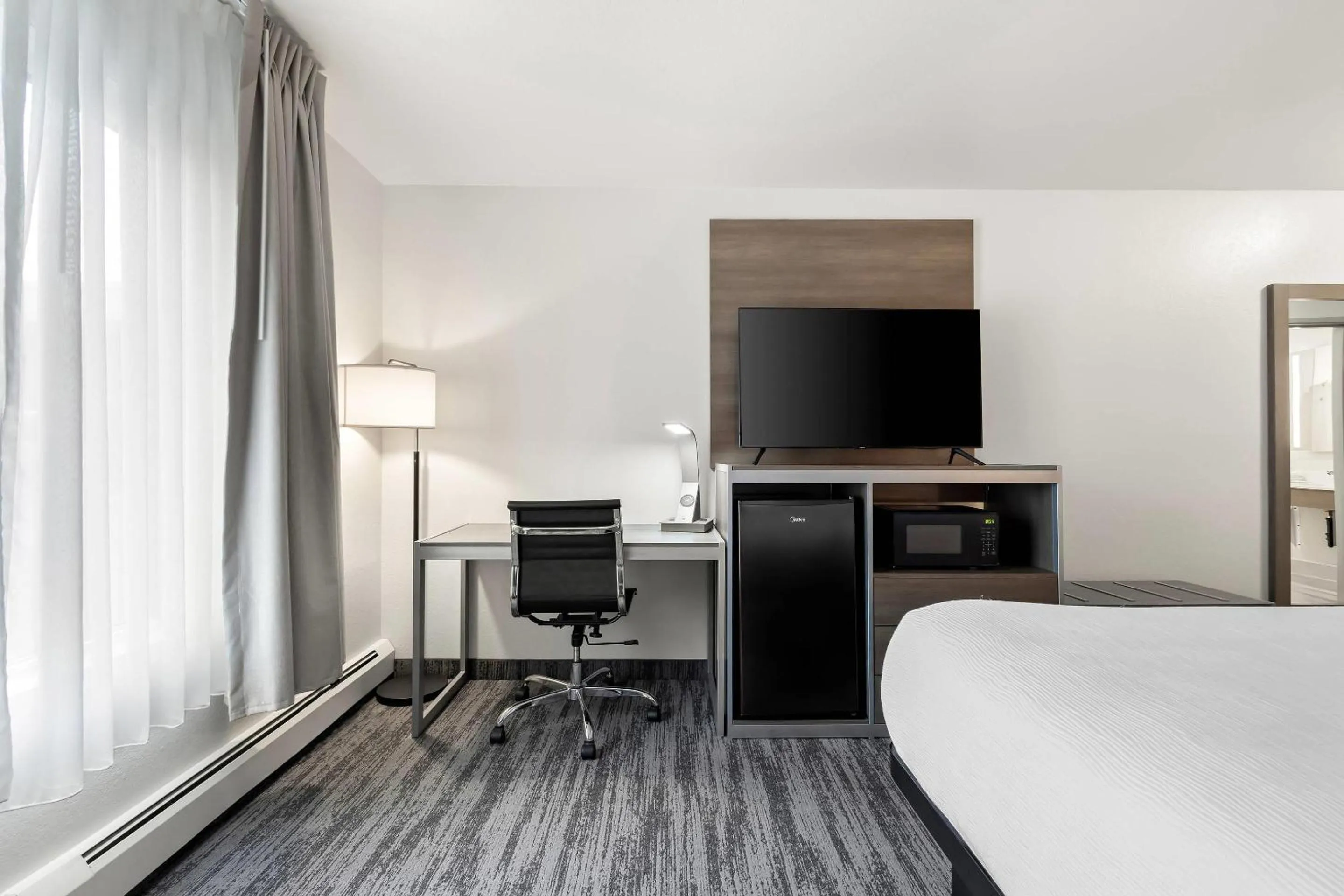 Bedroom, Bed in Quality Inn Kodiak