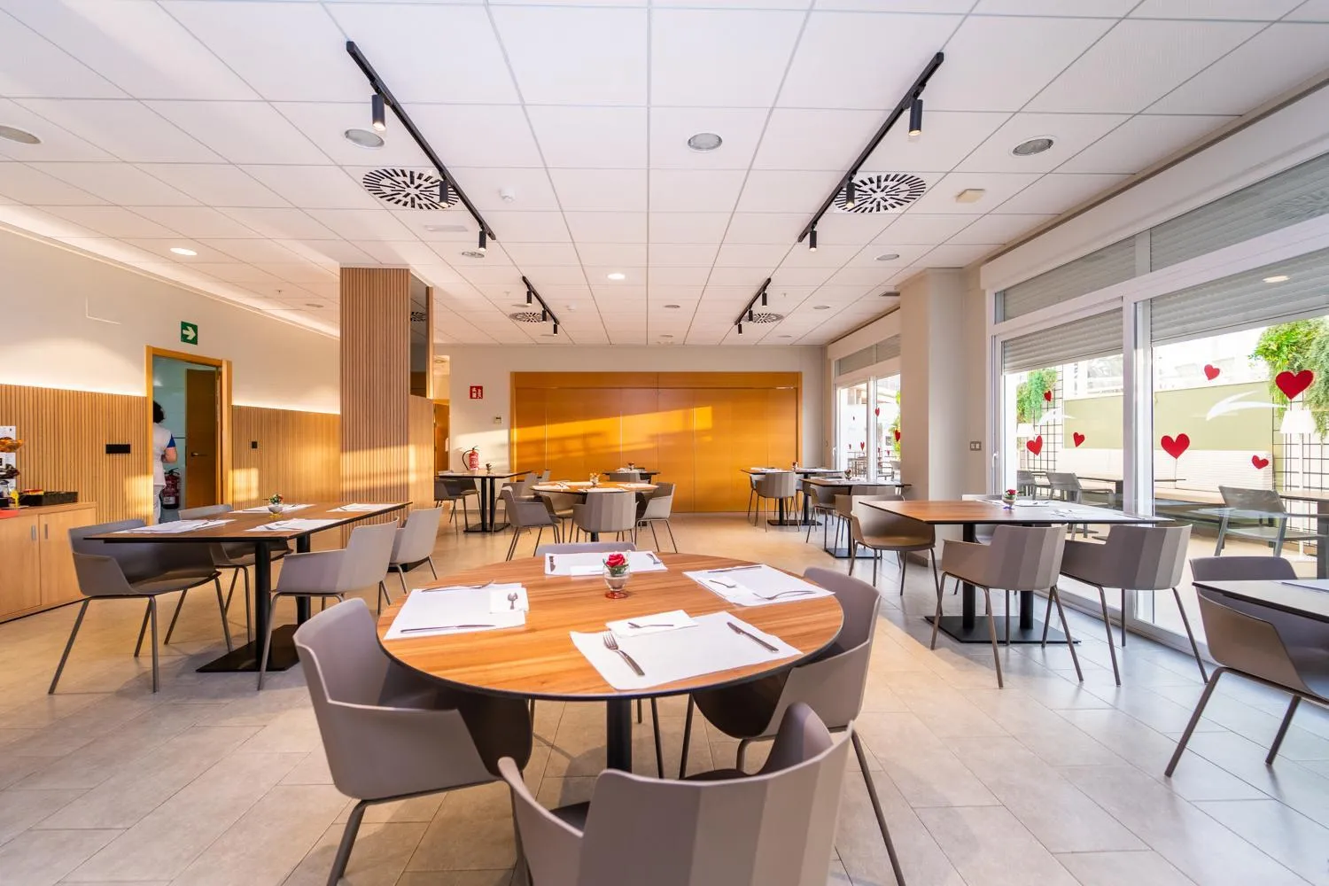 Restaurant/places to eat in Vistamar Hotel Luxury Wellness By DLV -Adults Only-