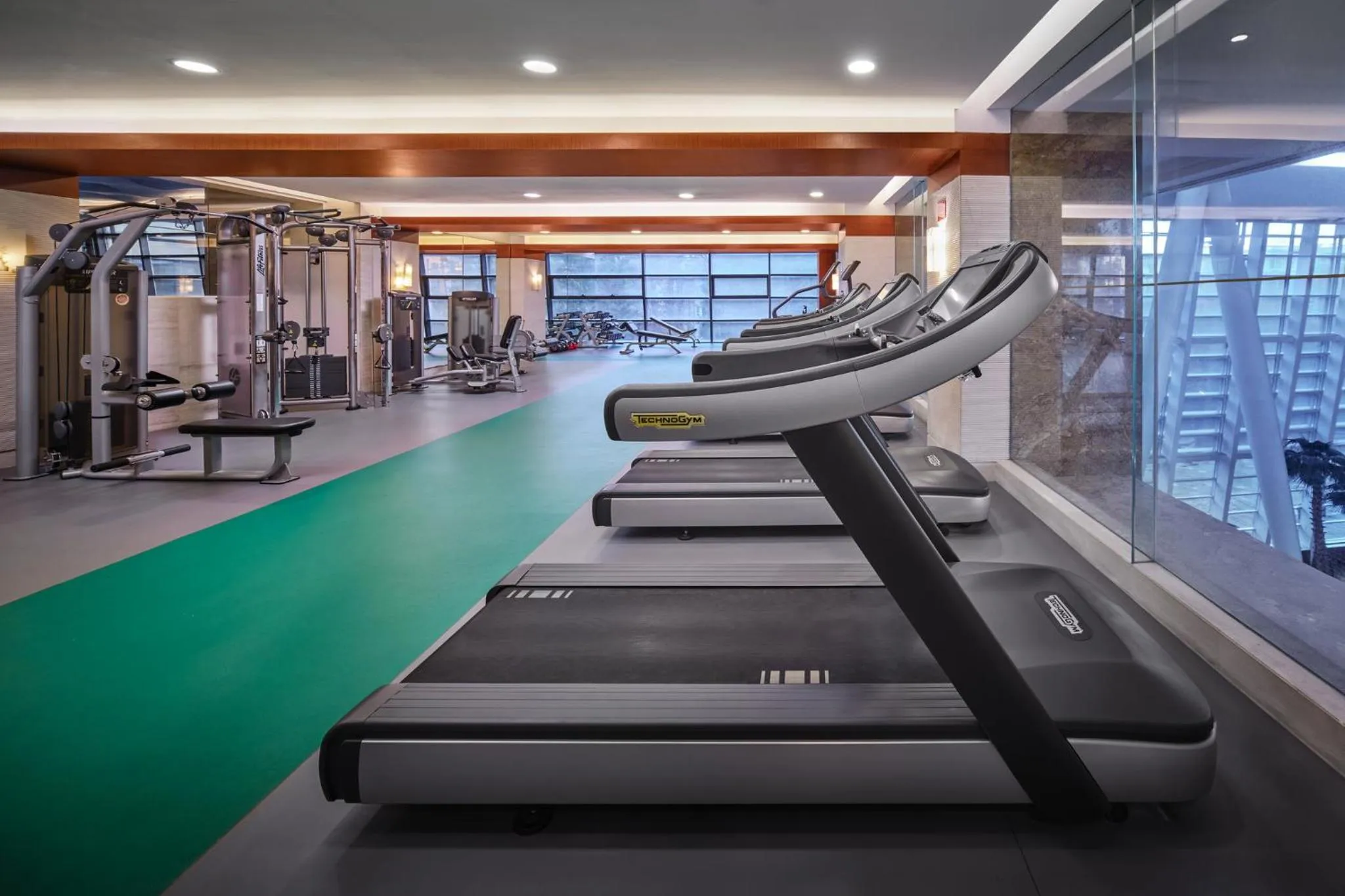 Spa and wellness centre/facilities in Crowne Plaza Beijing International Airport by IHG