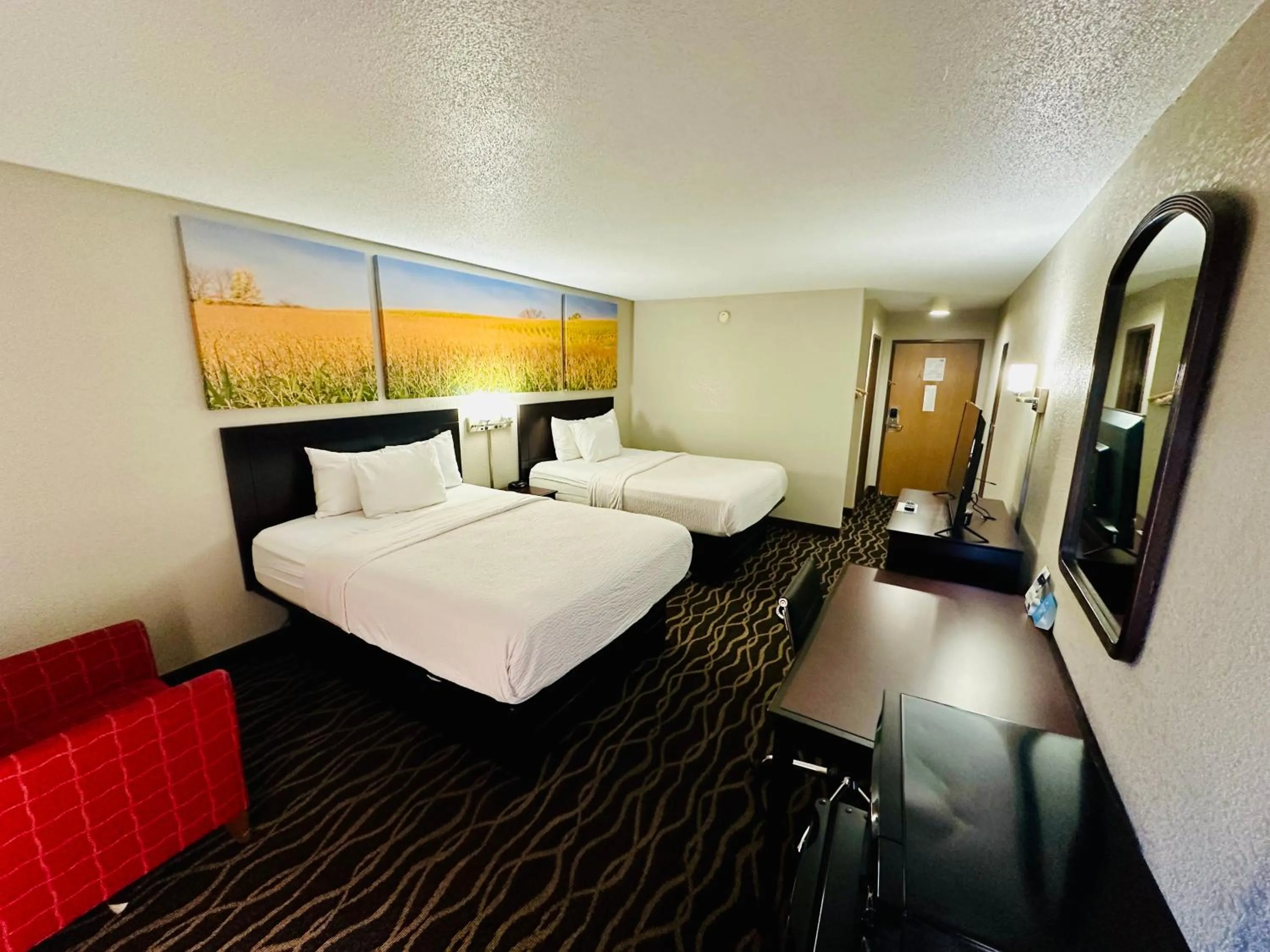 Bed in Days Inn & Suites by Wyndham Casey