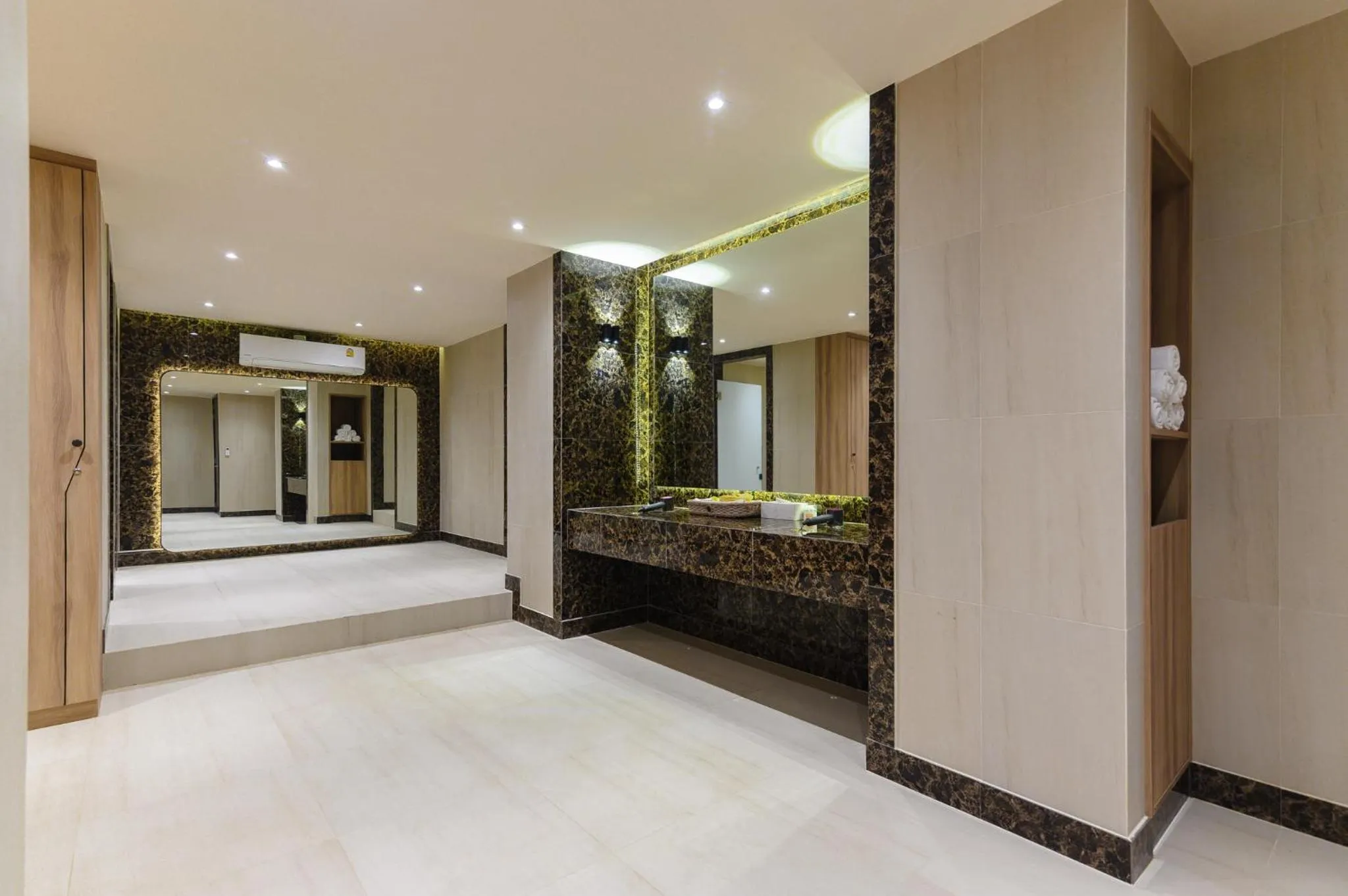 Fitness centre/facilities in Hilltop Wellness Resort