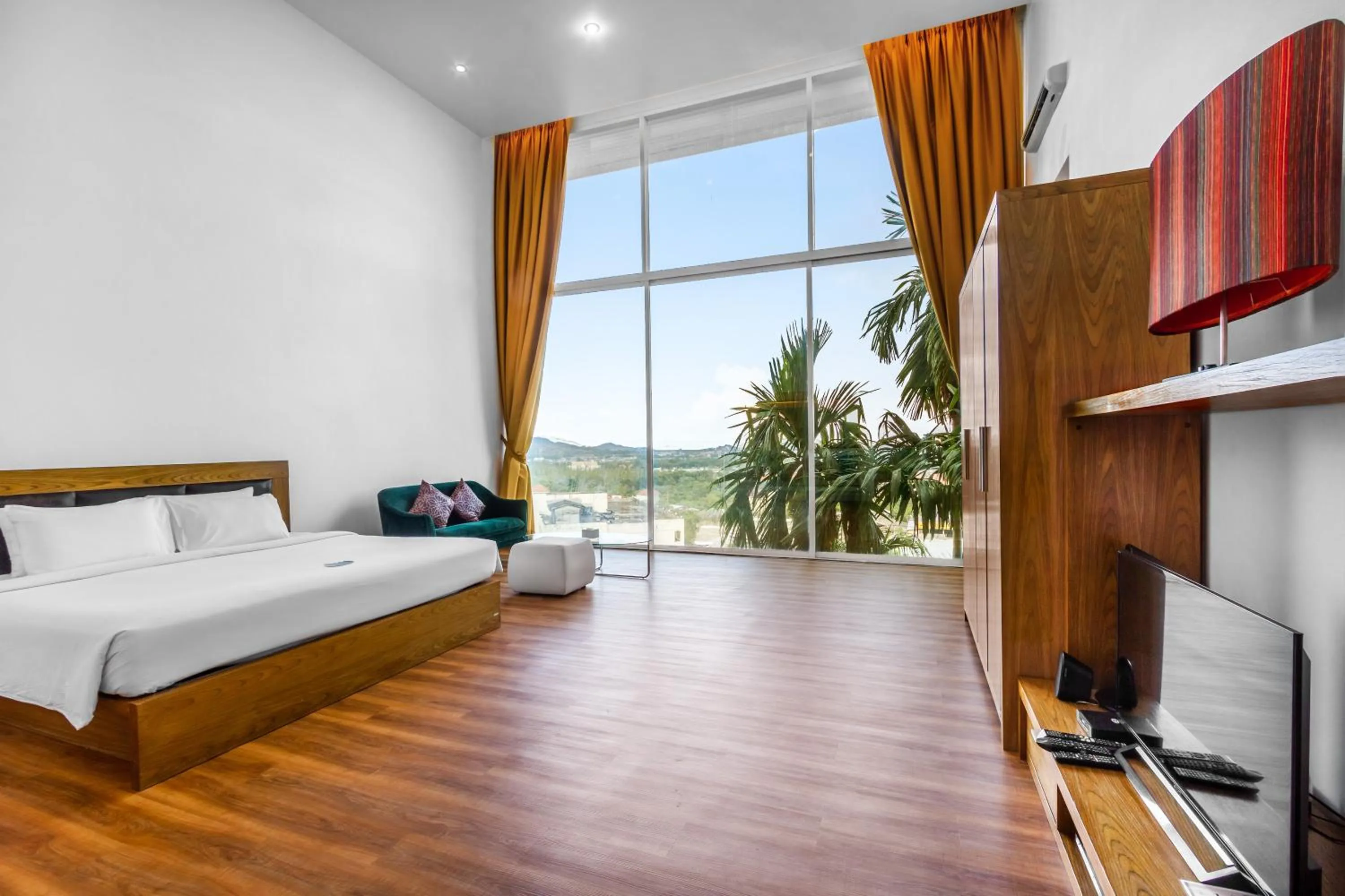 Bed in Hilltop Wellness Resort