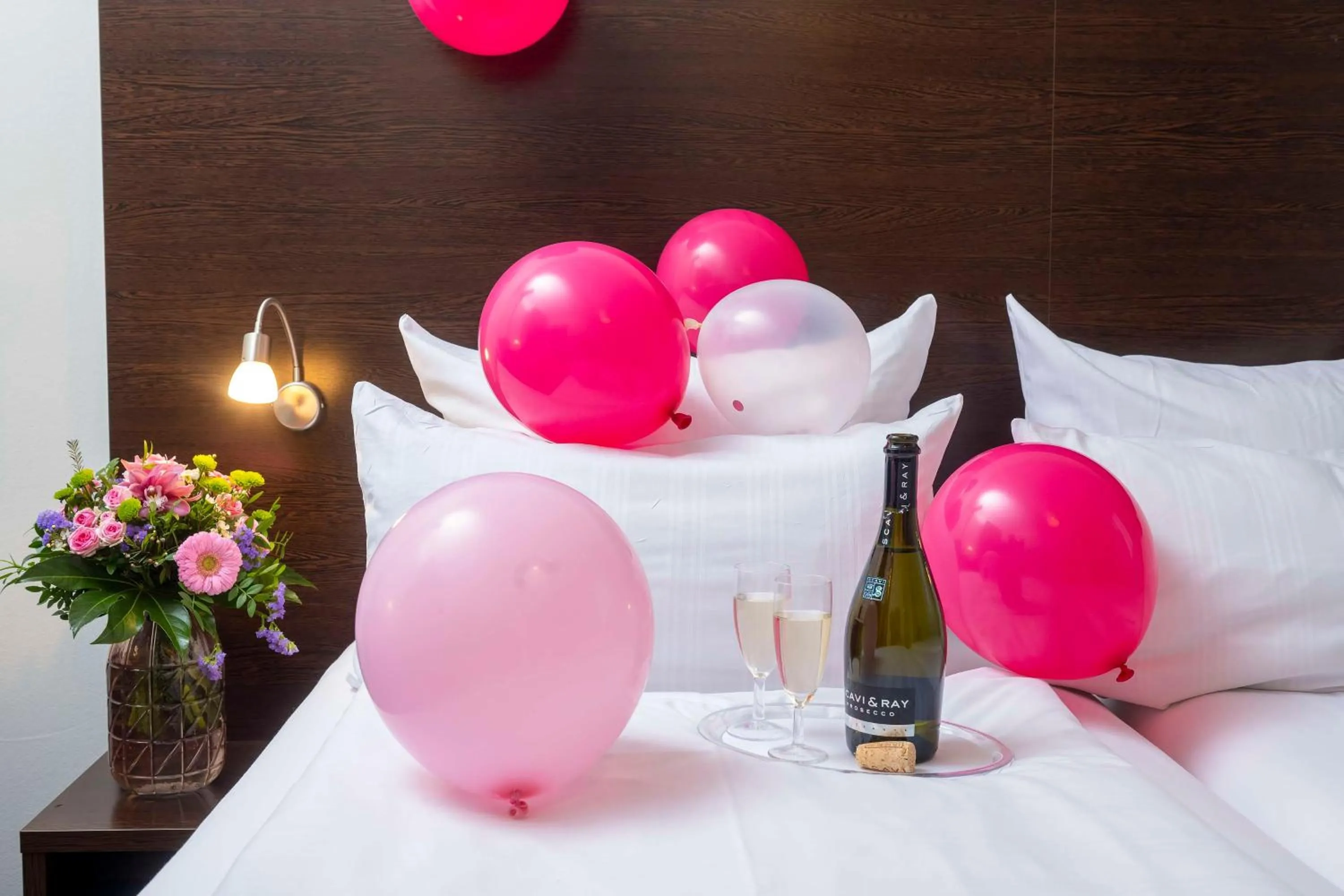 Bedroom, Bed in Best Western Hotel am Spittelmarkt