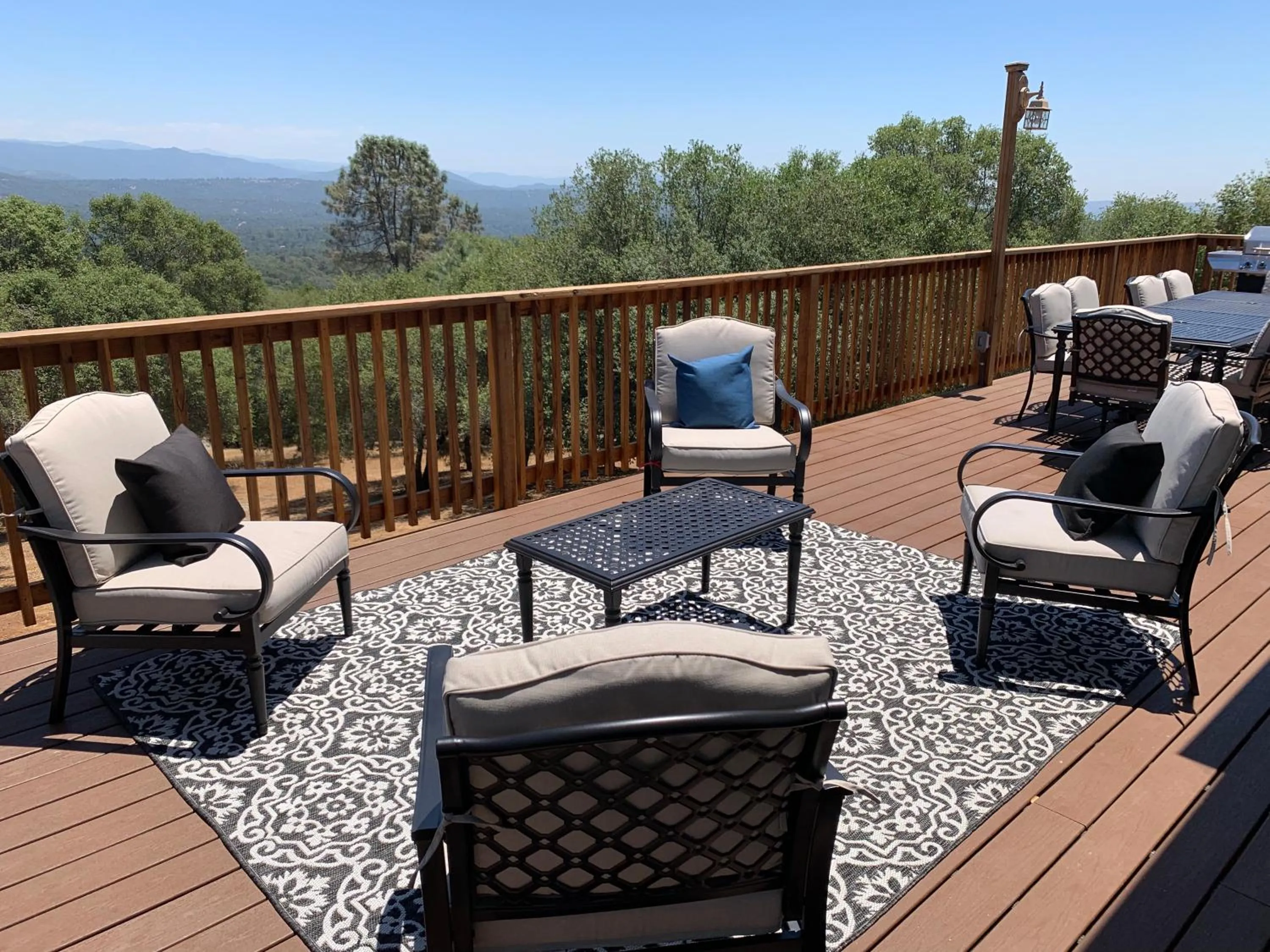 Balcony/Terrace in Villa Alta Vista at Yosemite- Stunning Views and Game Room