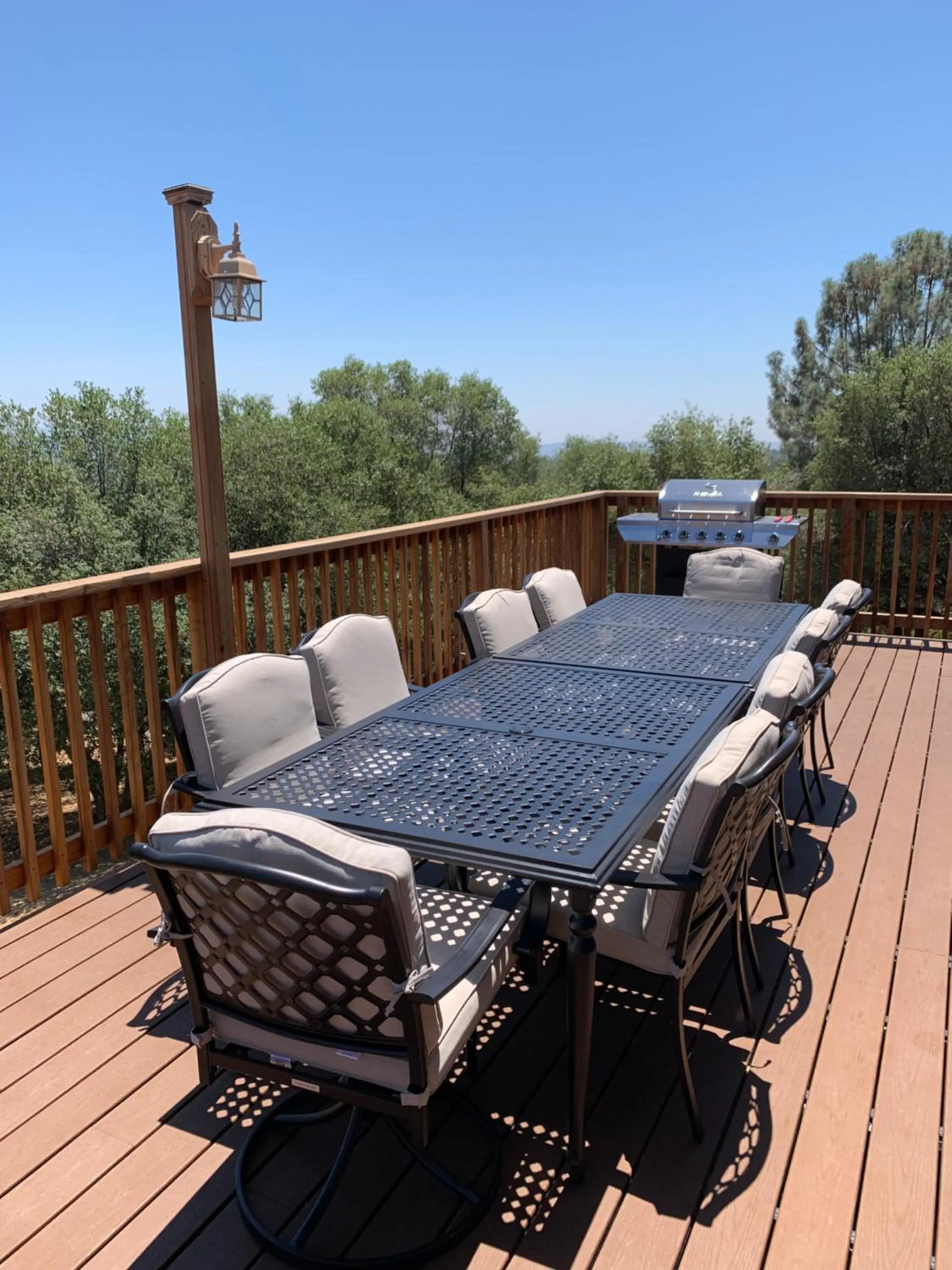 BBQ facilities in Villa Alta Vista at Yosemite- Stunning Views and Game Room