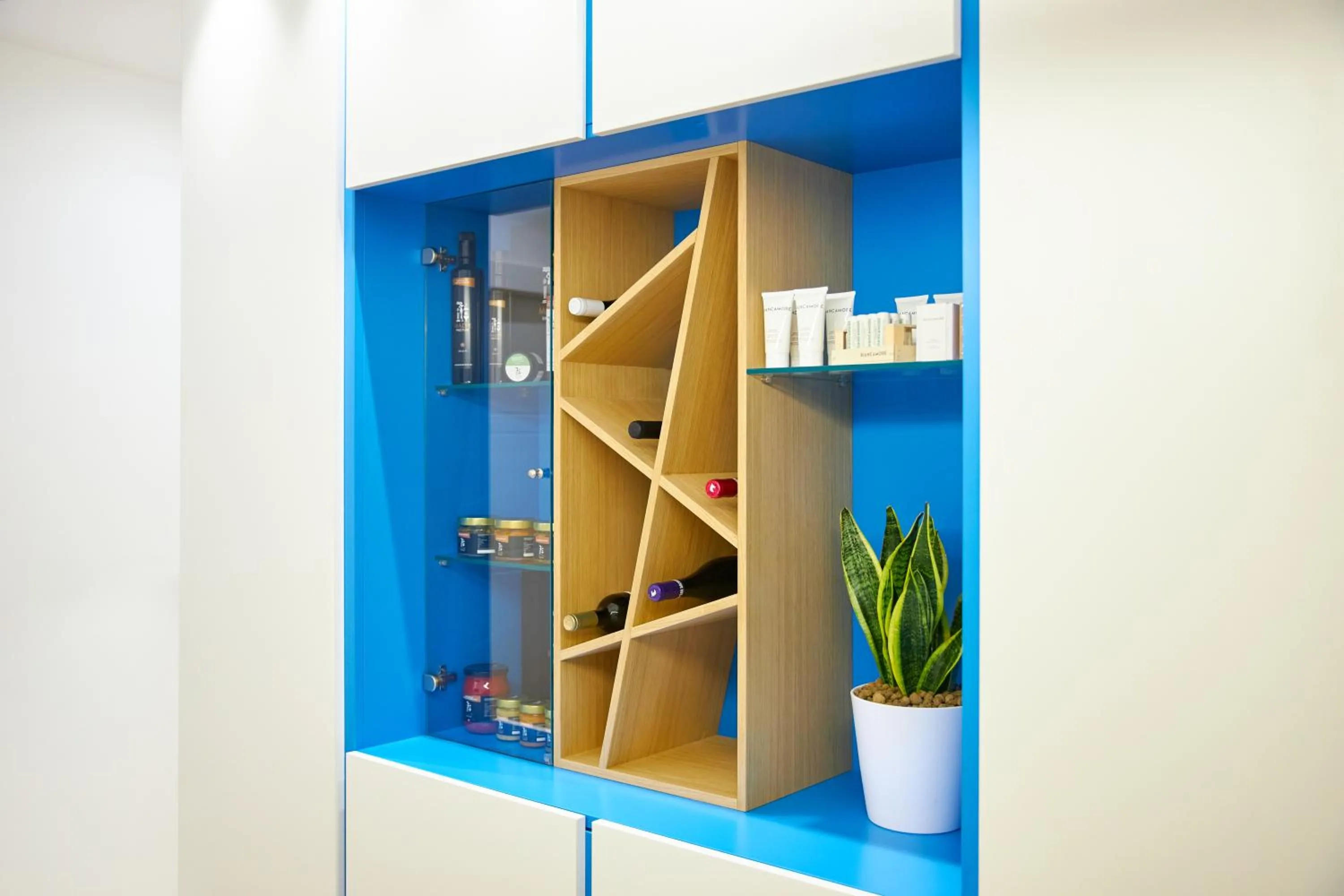 Shopping Area in ZEROPENSIERI B&B