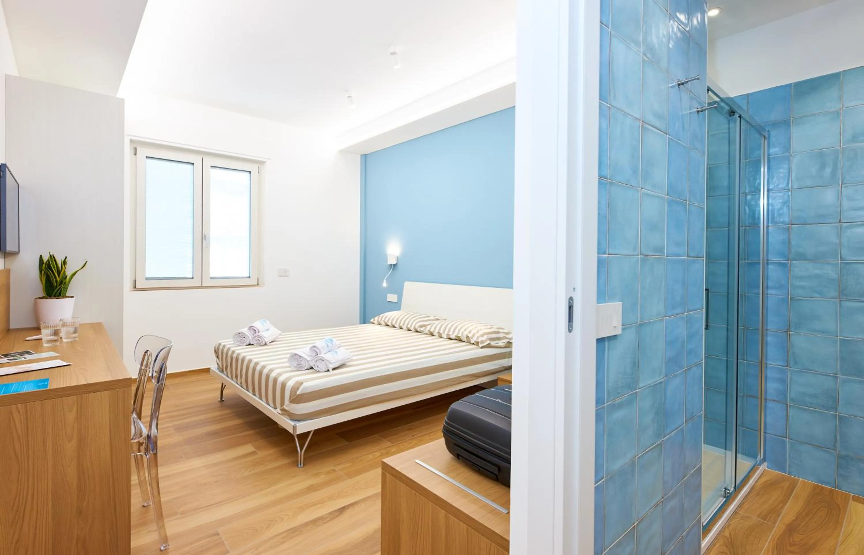 Photo of the whole room, Bed in ZEROPENSIERI B&B