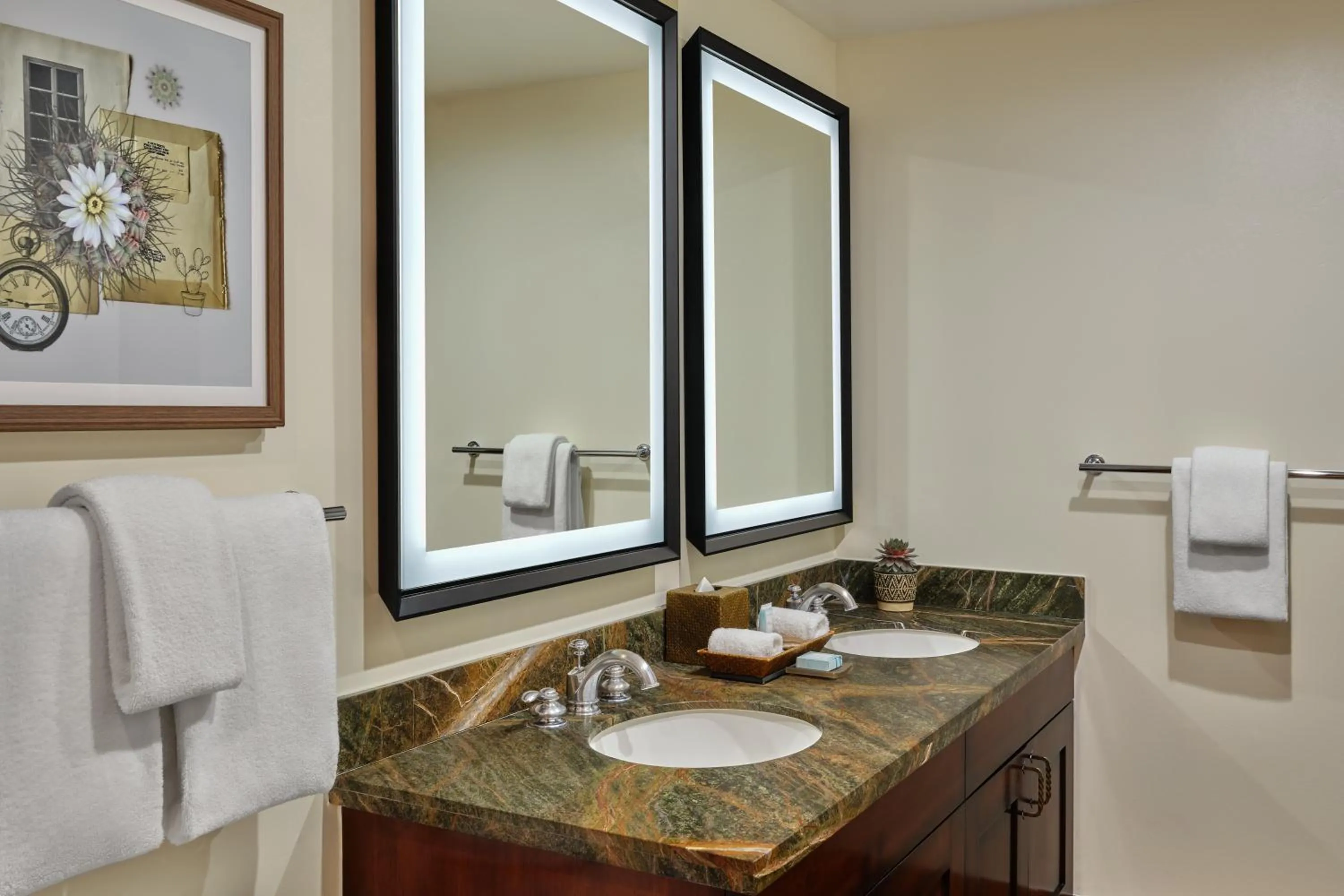 Bathroom in Hyatt Vacation Club at Pinon Pointe, Sedona