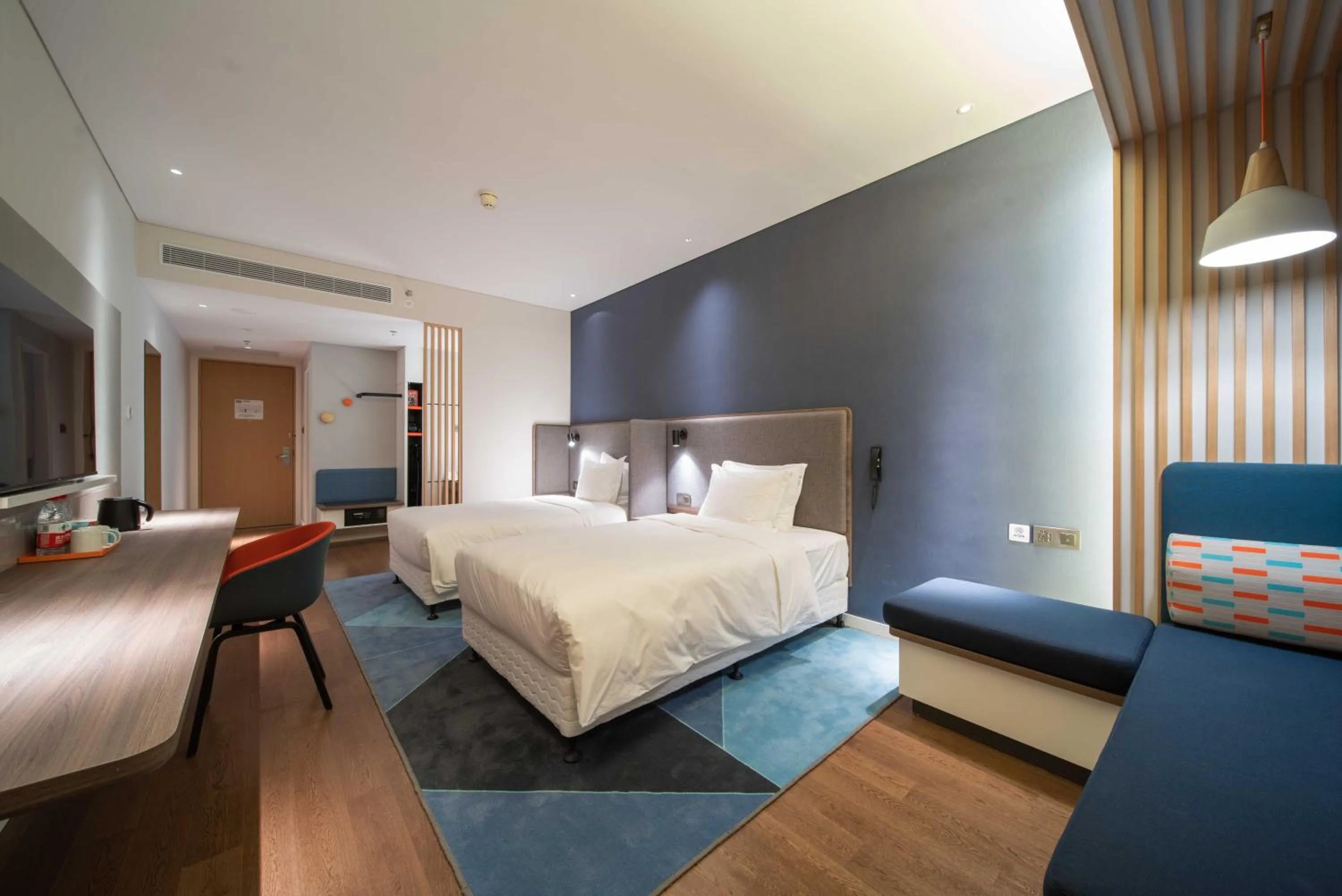 Bed in Holiday Inn Express Yixing by IHG