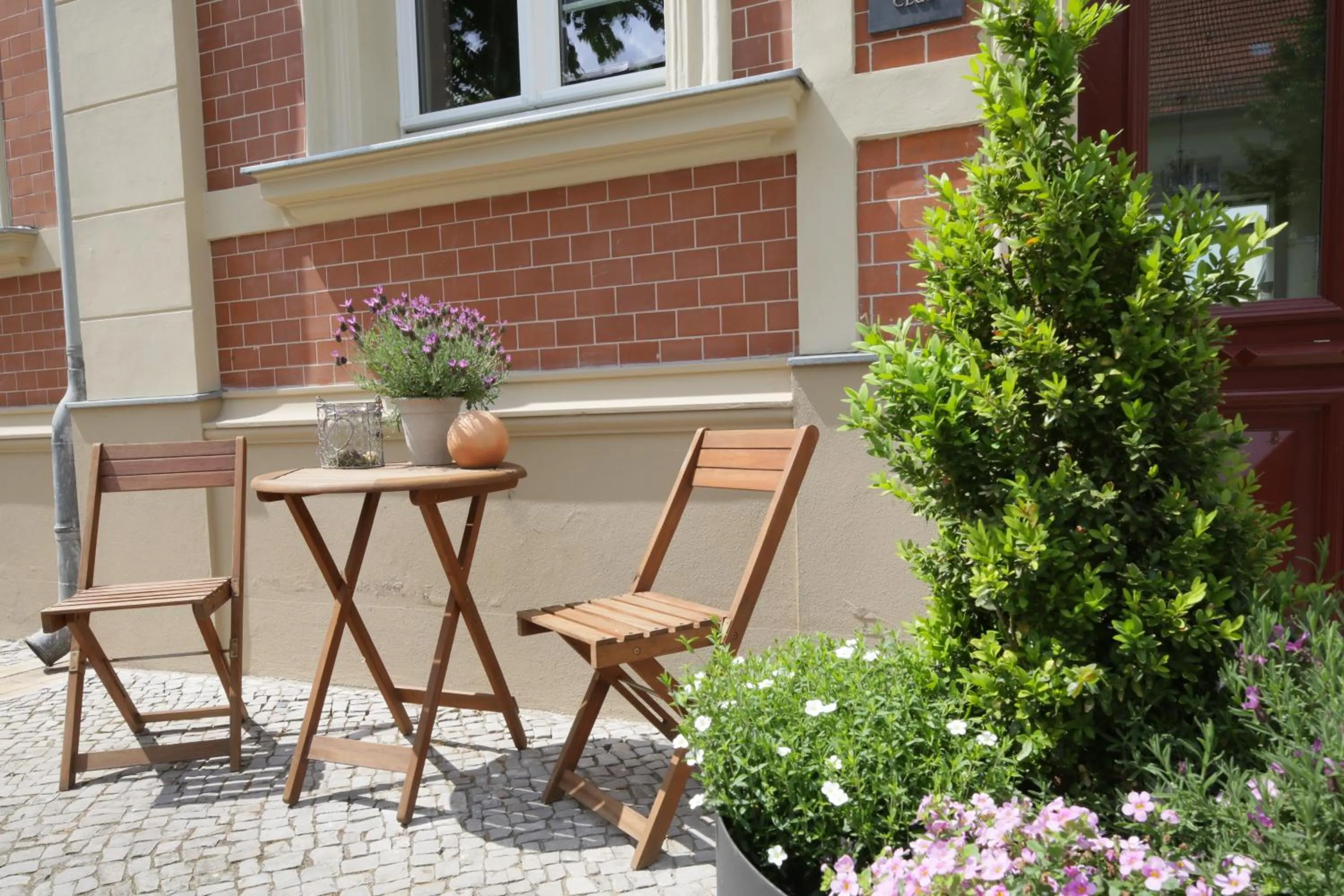 Facade/entrance in Gut Hotel Stadt Beelitz