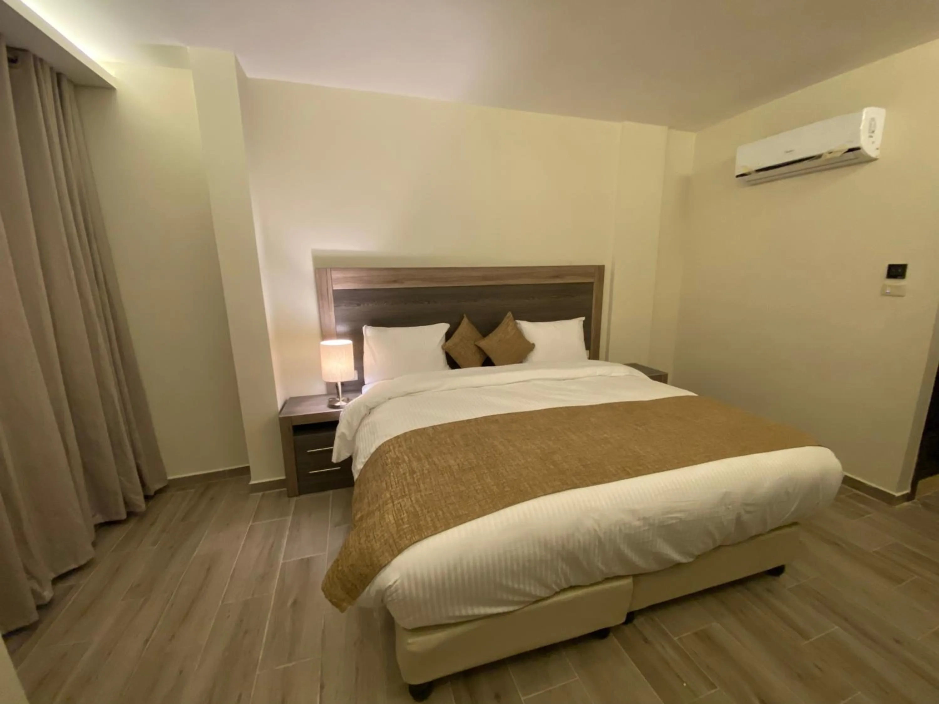 Bed in Moses Residence