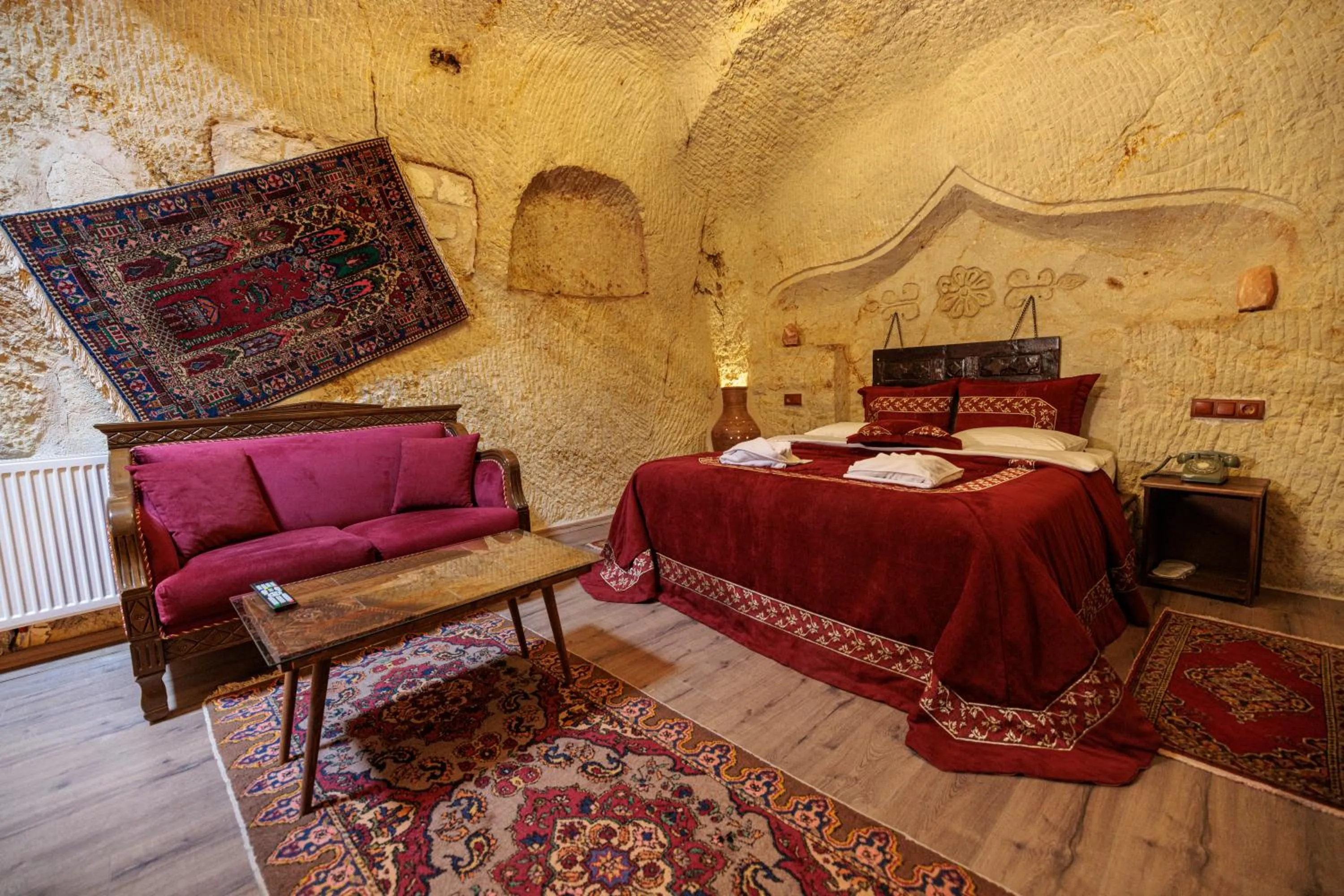 Bedroom, Bed in Shadow Cave House