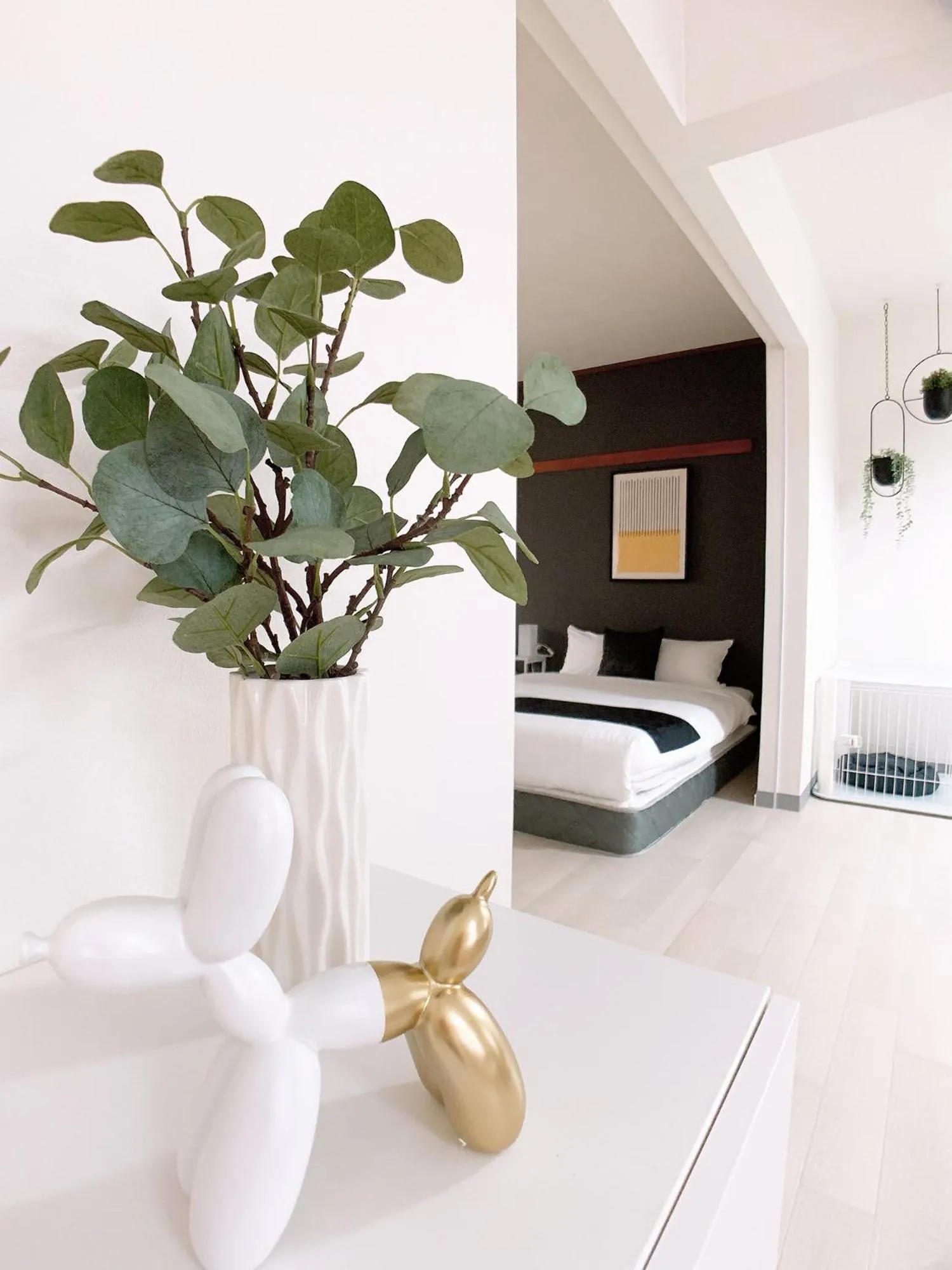 Bed in OUCHI HOTEL Kanayama-cho with Dogs