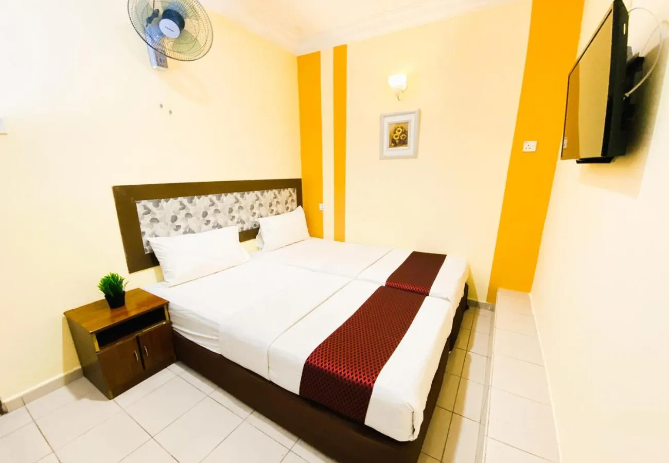 Bed in Sun Inns Dmind Seri Kembangan