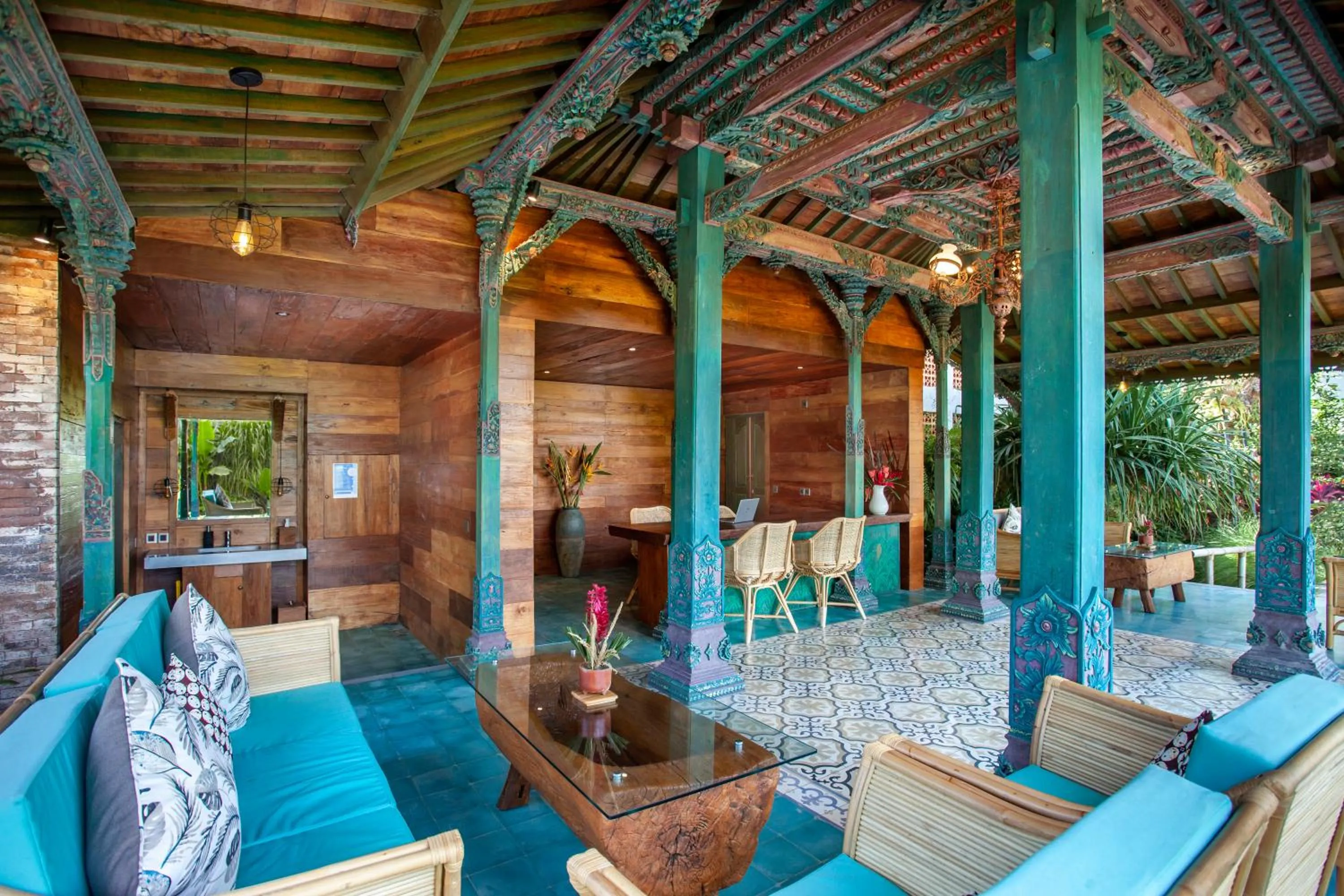 Living room in Arya Arkananta Resort & Spa