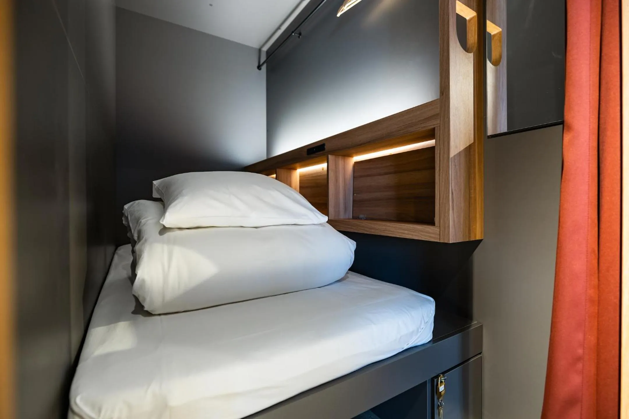 Bed in UNPLAN Fukuoka