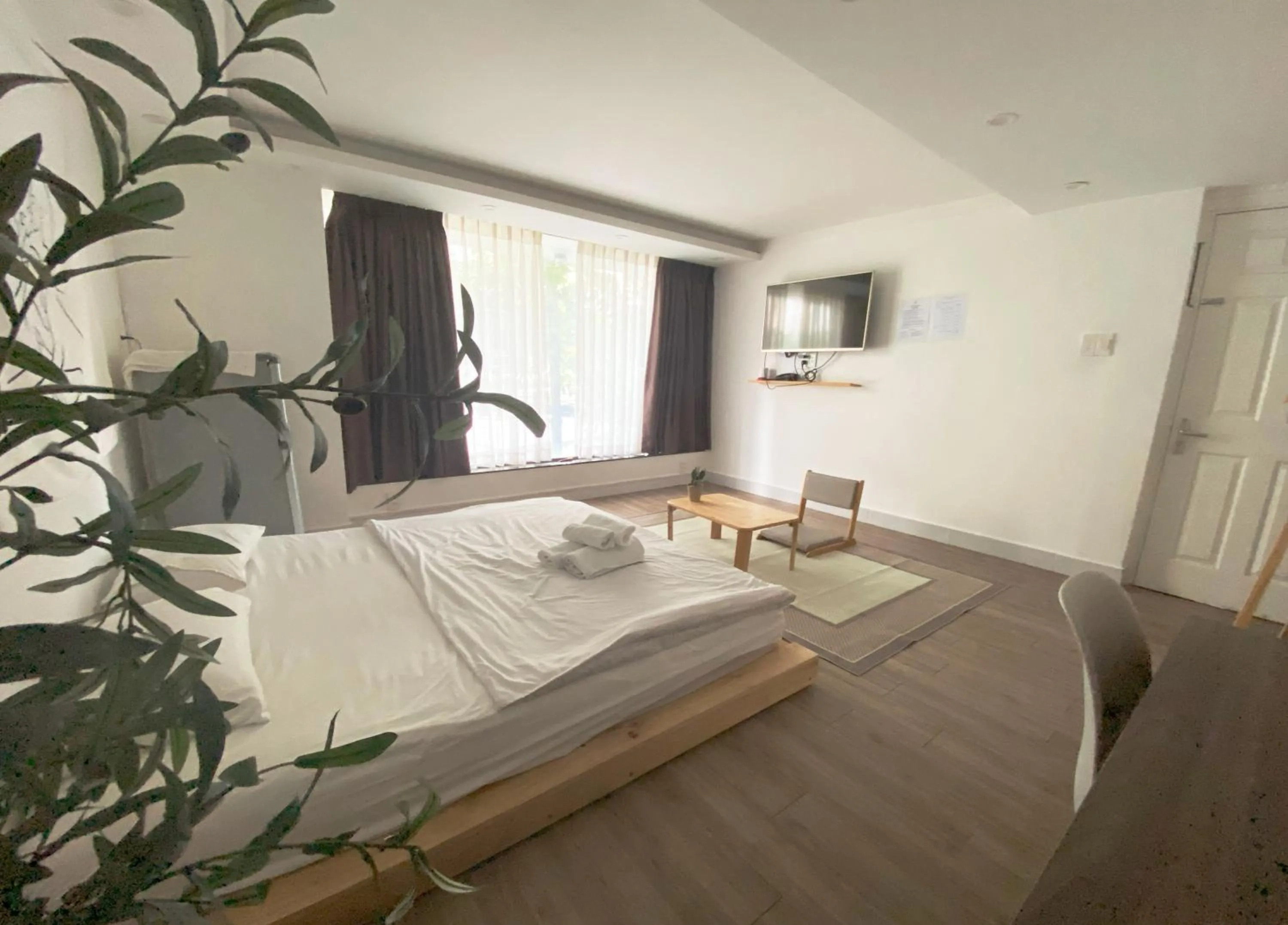 Photo of the whole room, Bed in J&K Hotel