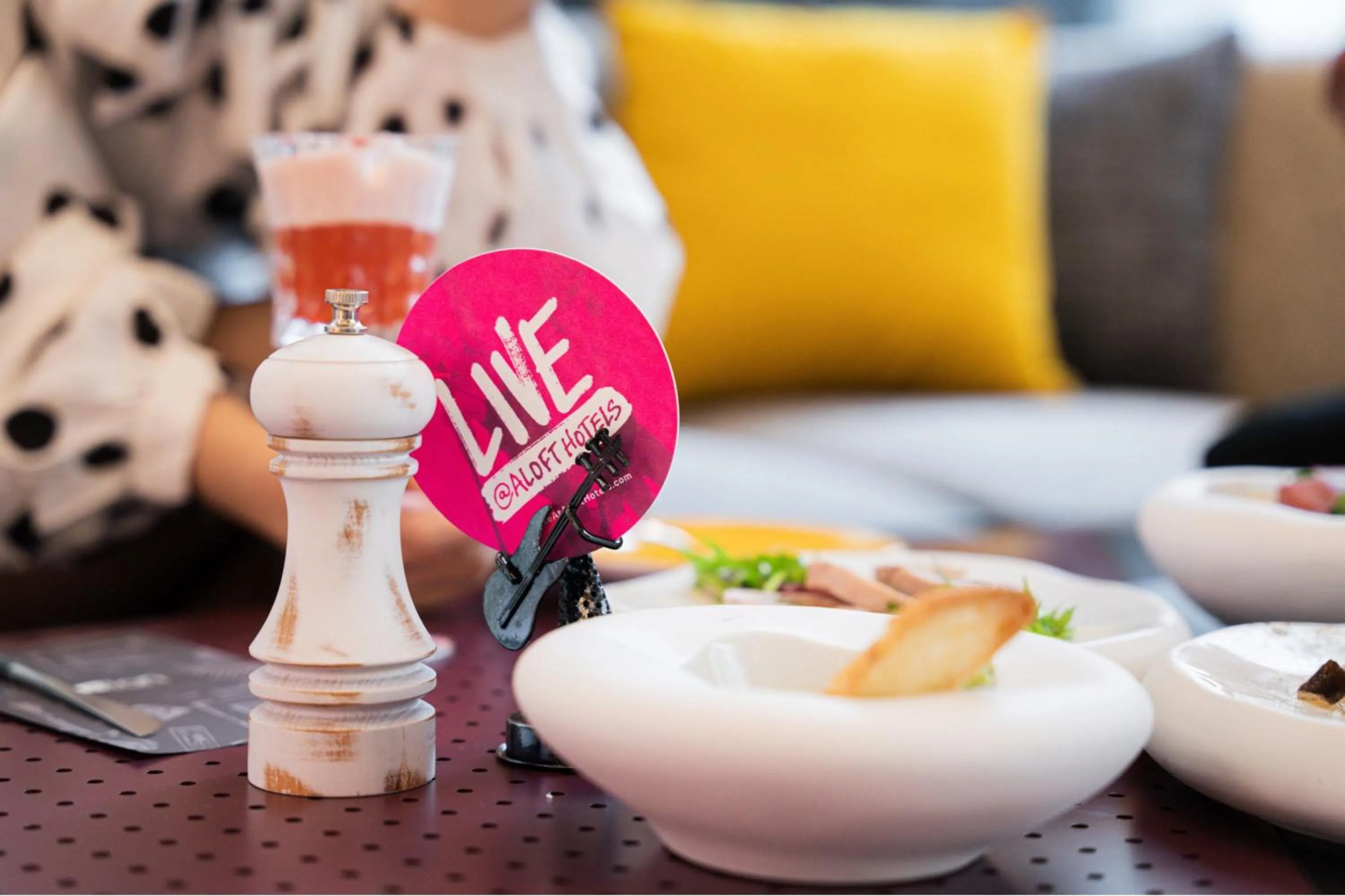 Lounge or bar in Aloft Osaka Dojima