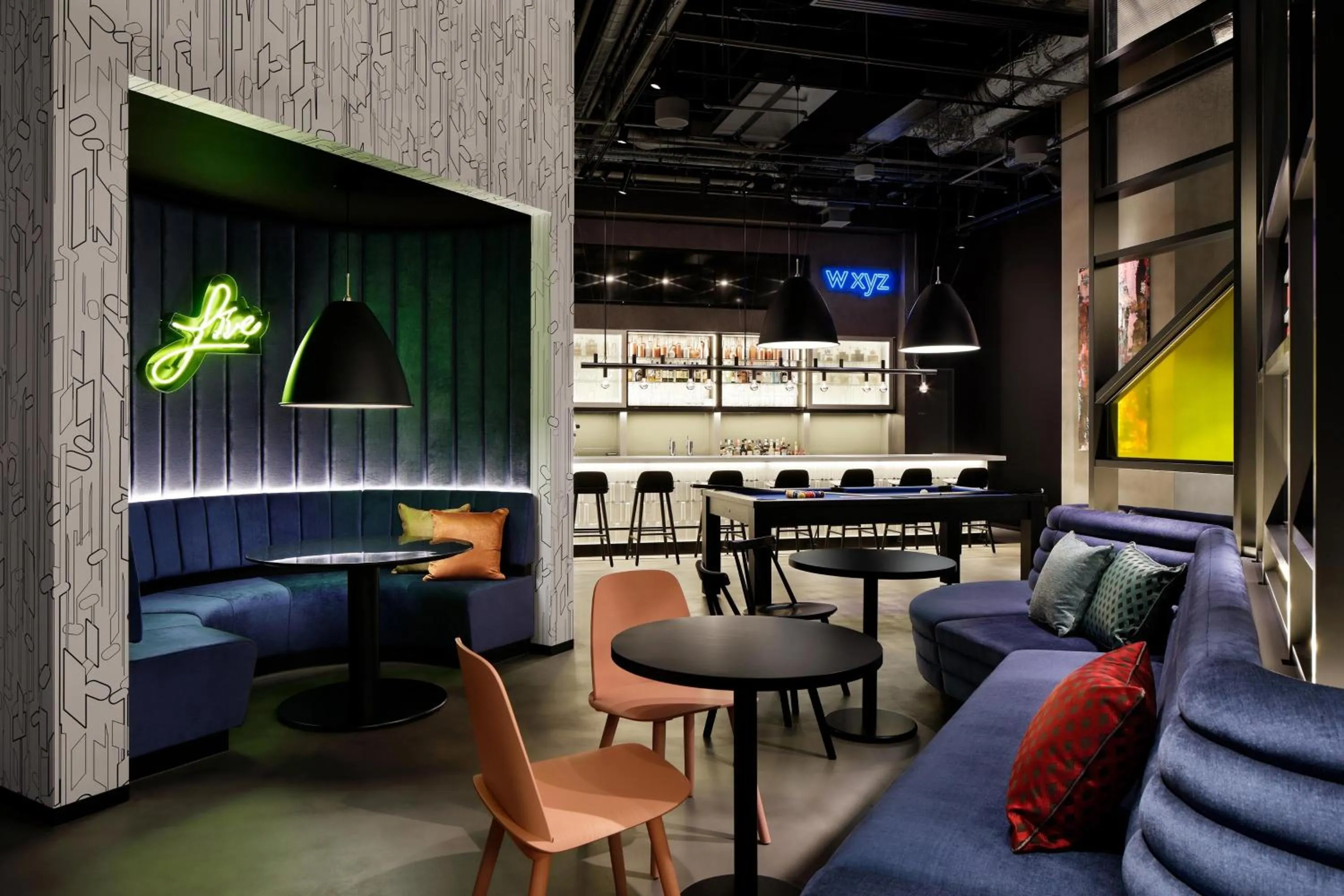 Lounge or bar in Aloft Osaka Dojima