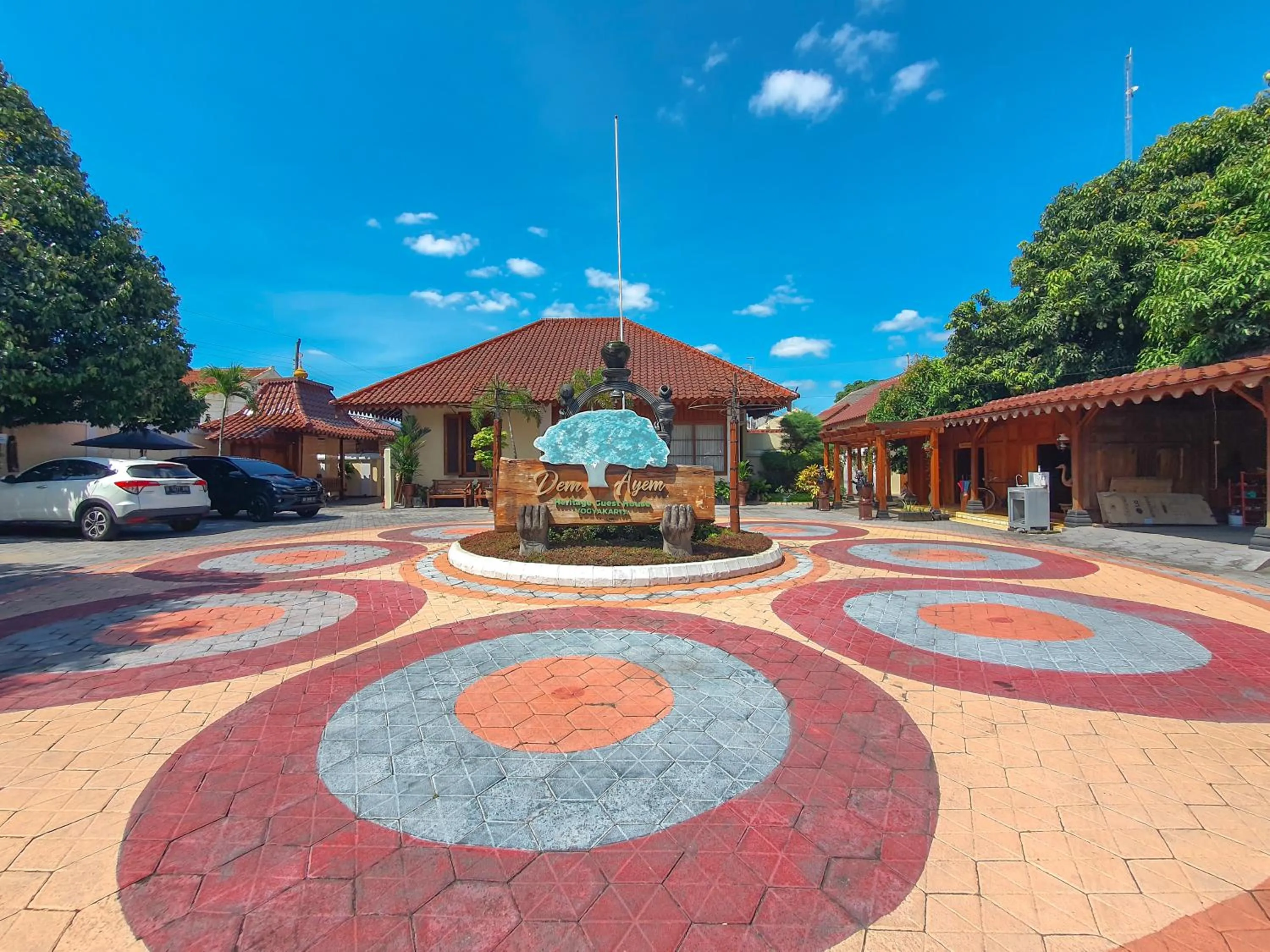 Property building in Dem Ayem Heritage Guest House