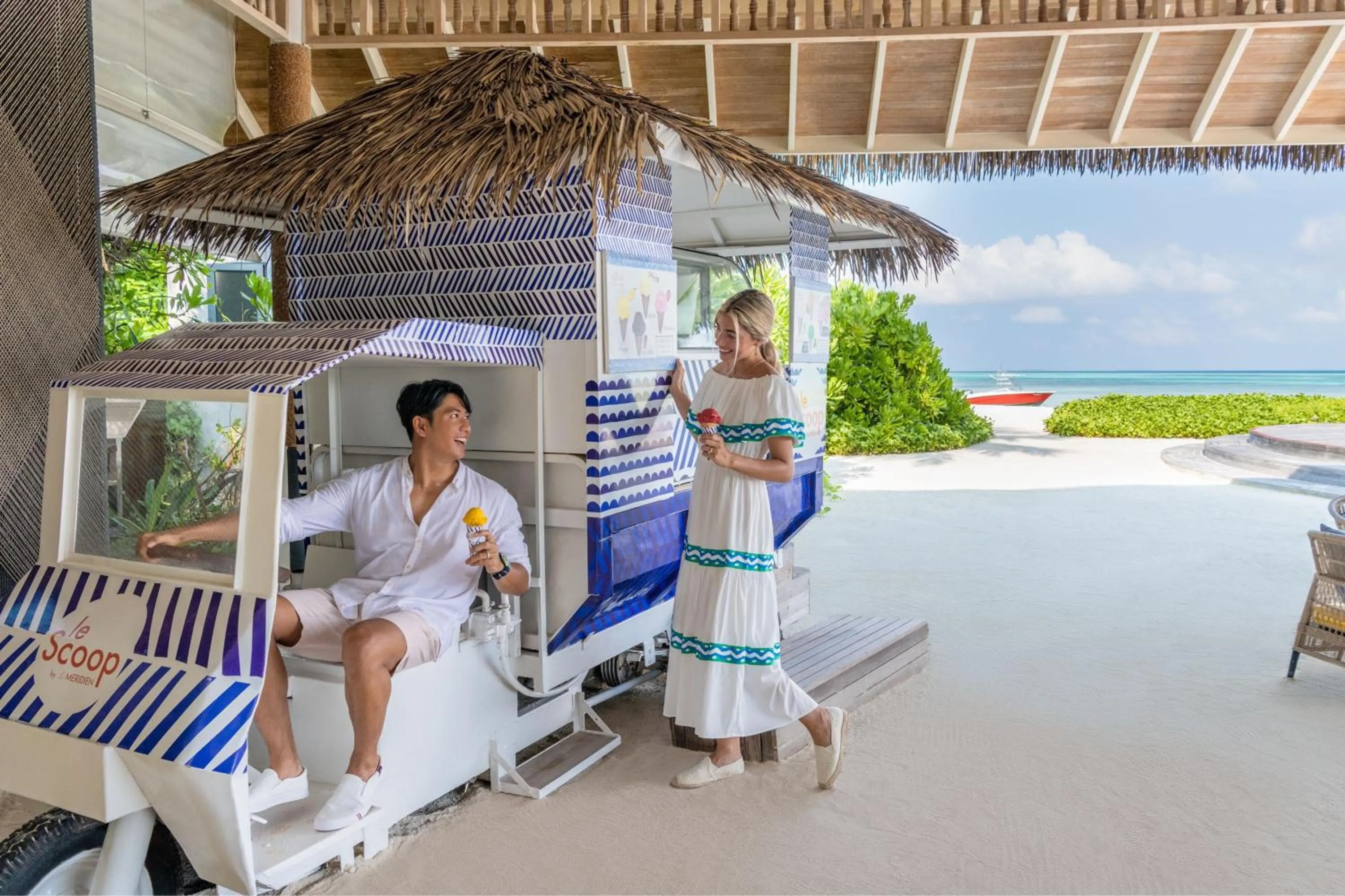 Restaurant/places to eat in Le Meridien Maldives Resort & Spa