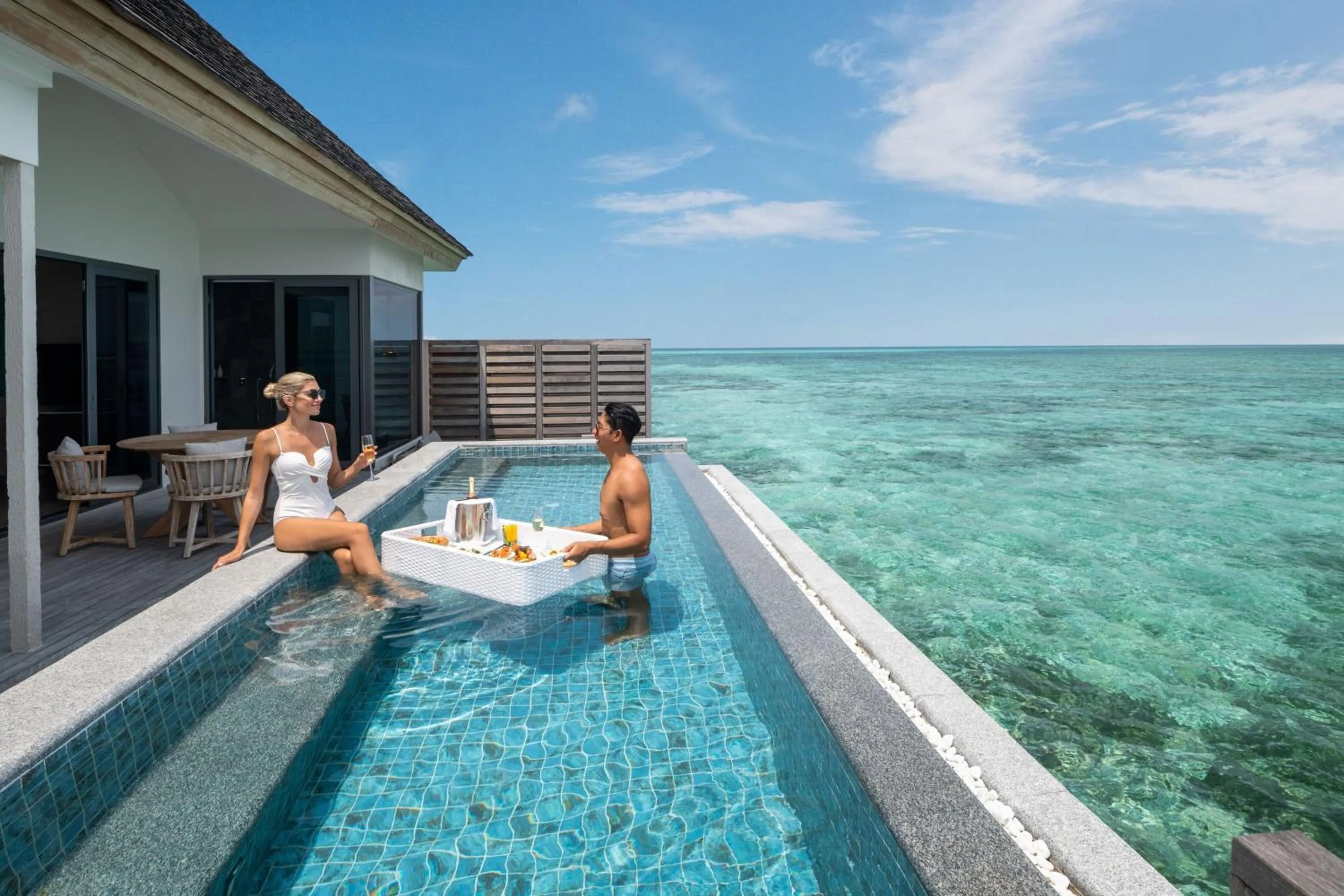 Swimming pool in Le Meridien Maldives Resort & Spa