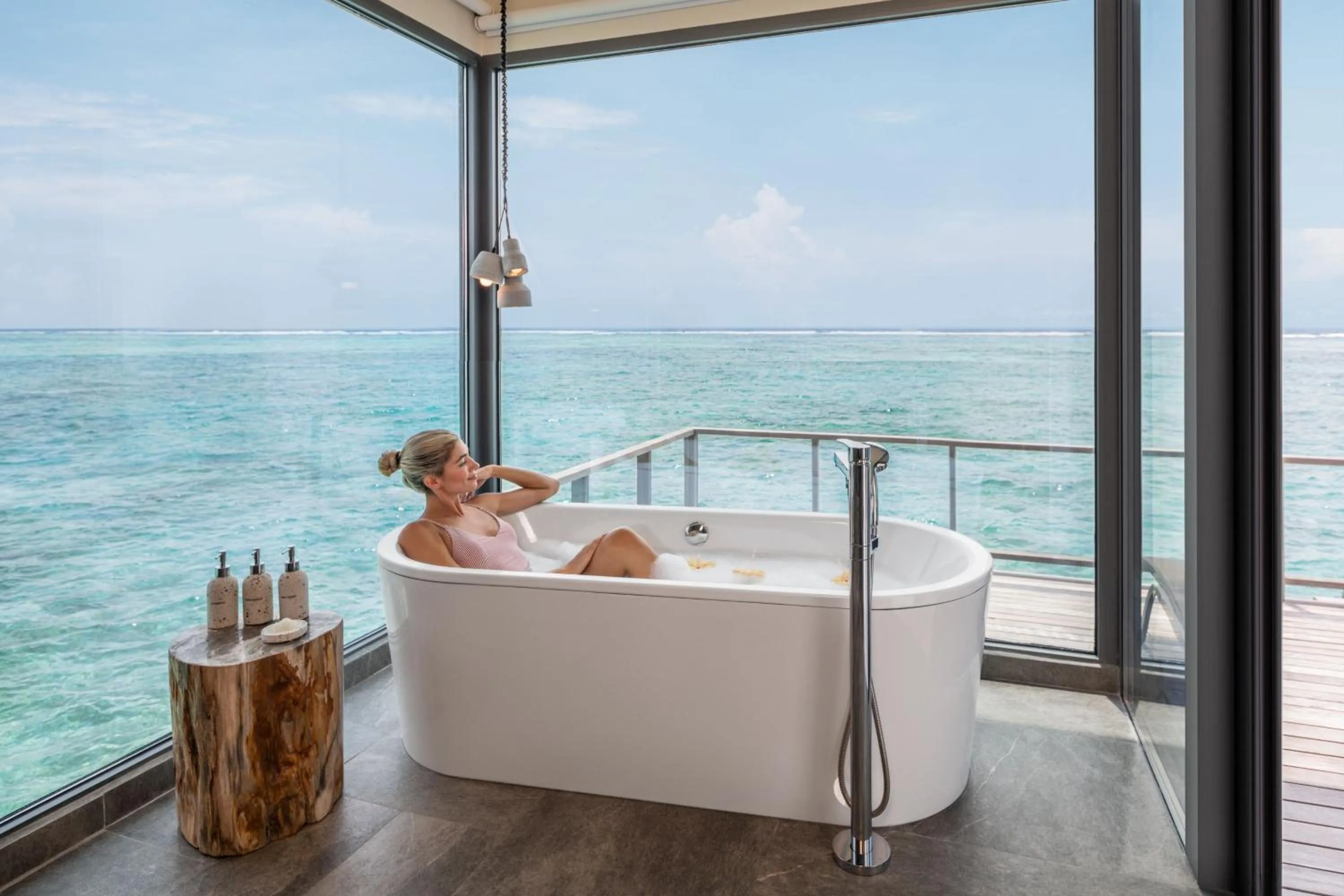 Bathroom in Le Meridien Maldives Resort & Spa