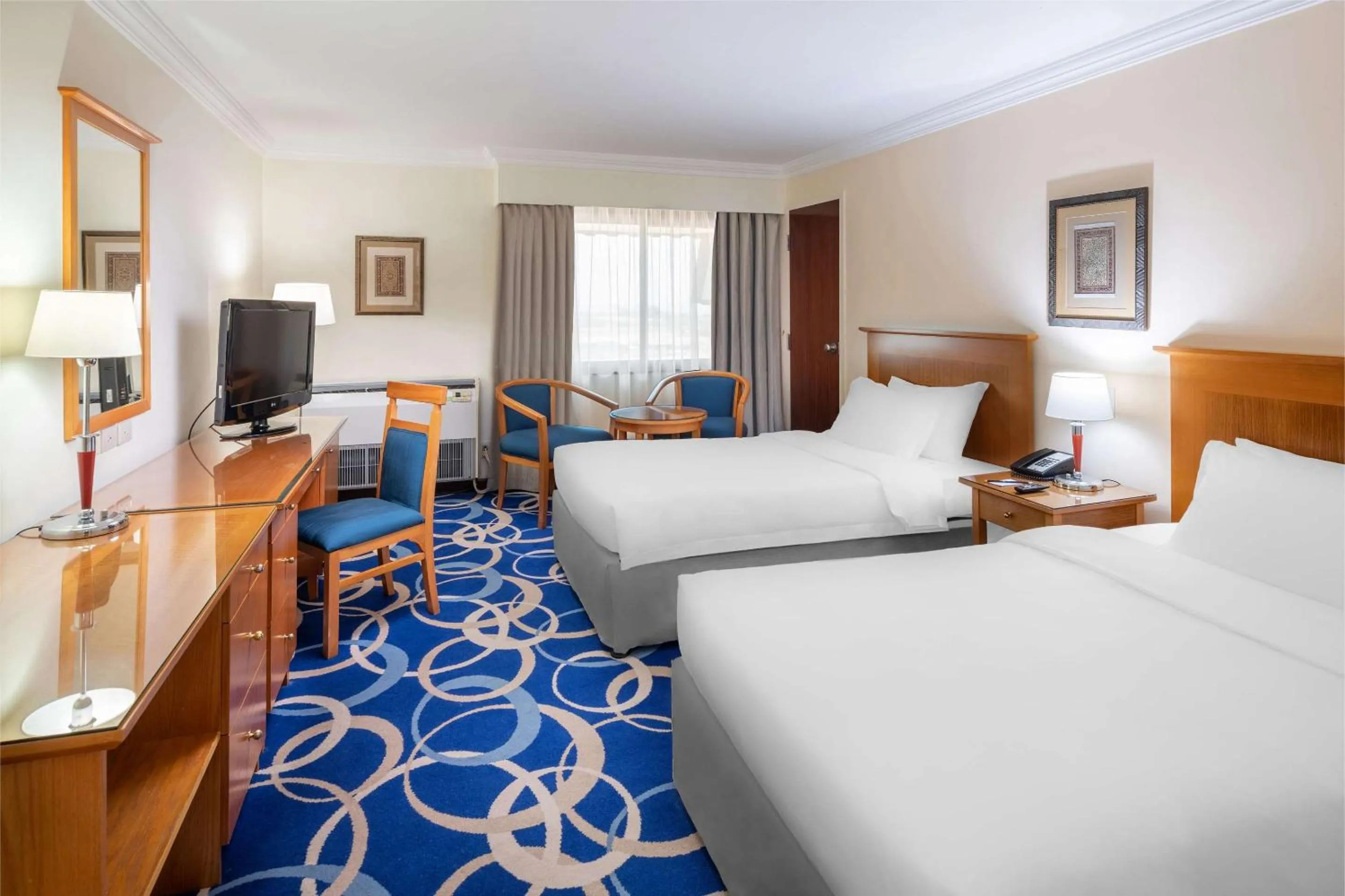 Bedroom, Bed in Radisson Blu Hotel, Yanbu