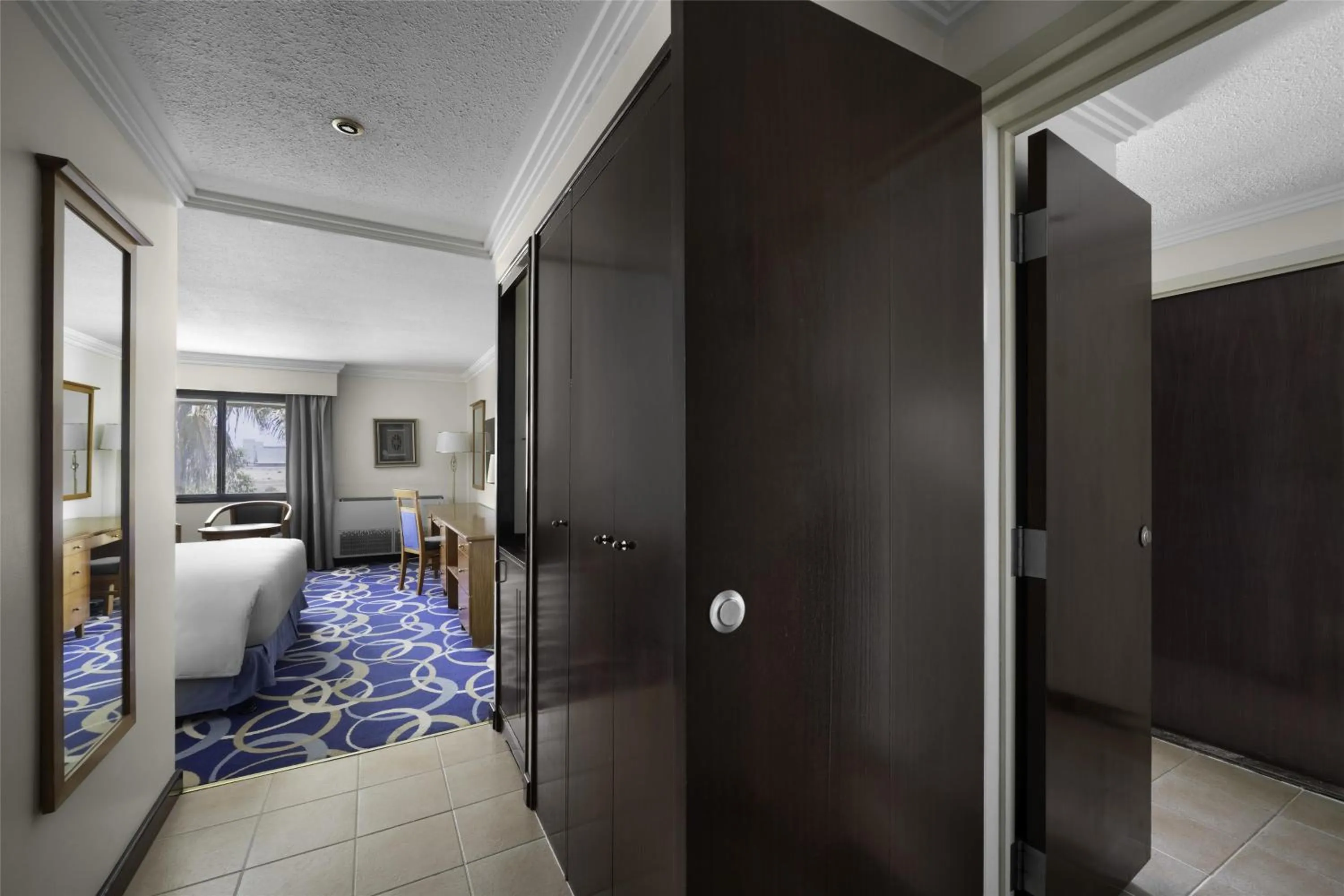 Bedroom, Bed in Radisson Blu Hotel, Yanbu