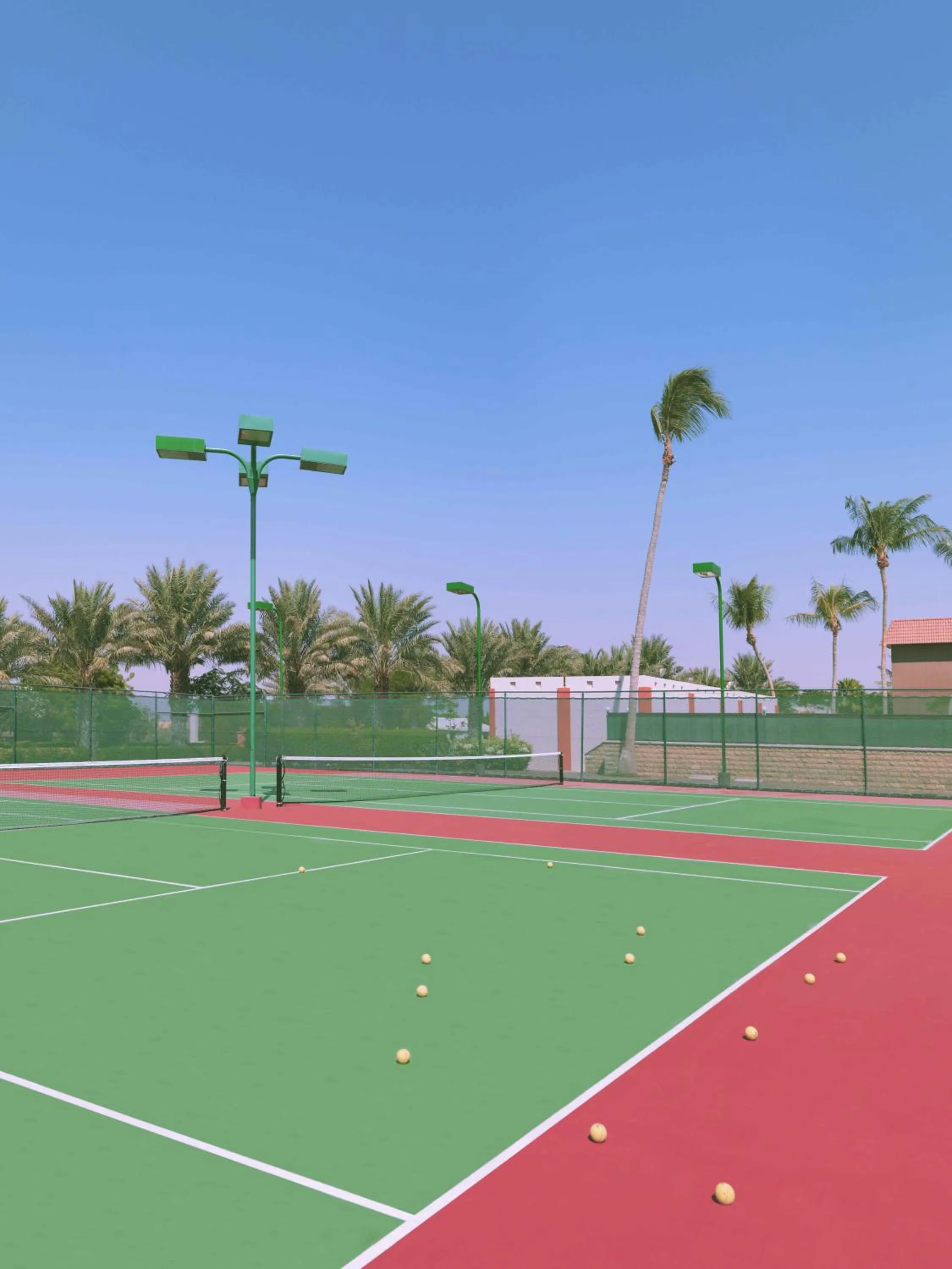 Tennis court in Radisson Blu Hotel, Yanbu