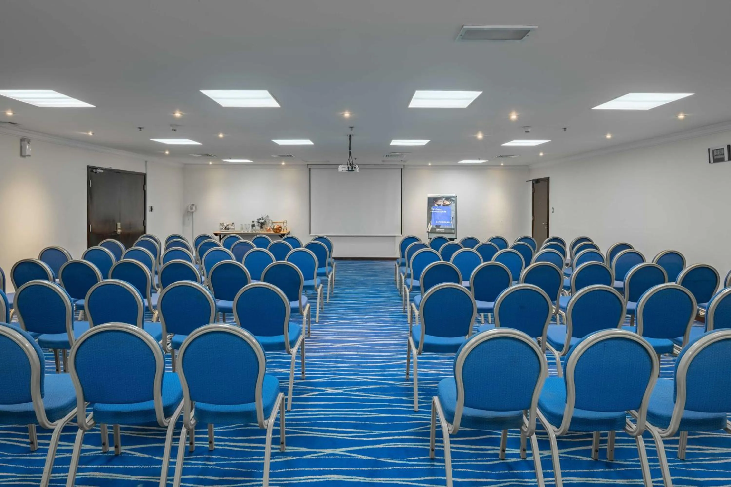 Evening entertainment in Radisson Blu Hotel, Yanbu