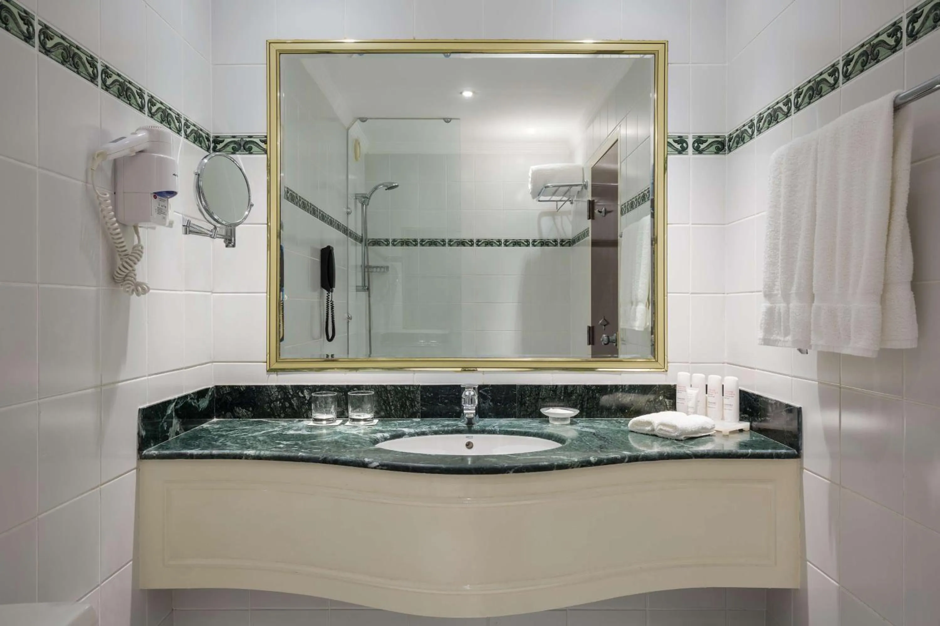 Bathroom in Radisson Blu Hotel, Yanbu