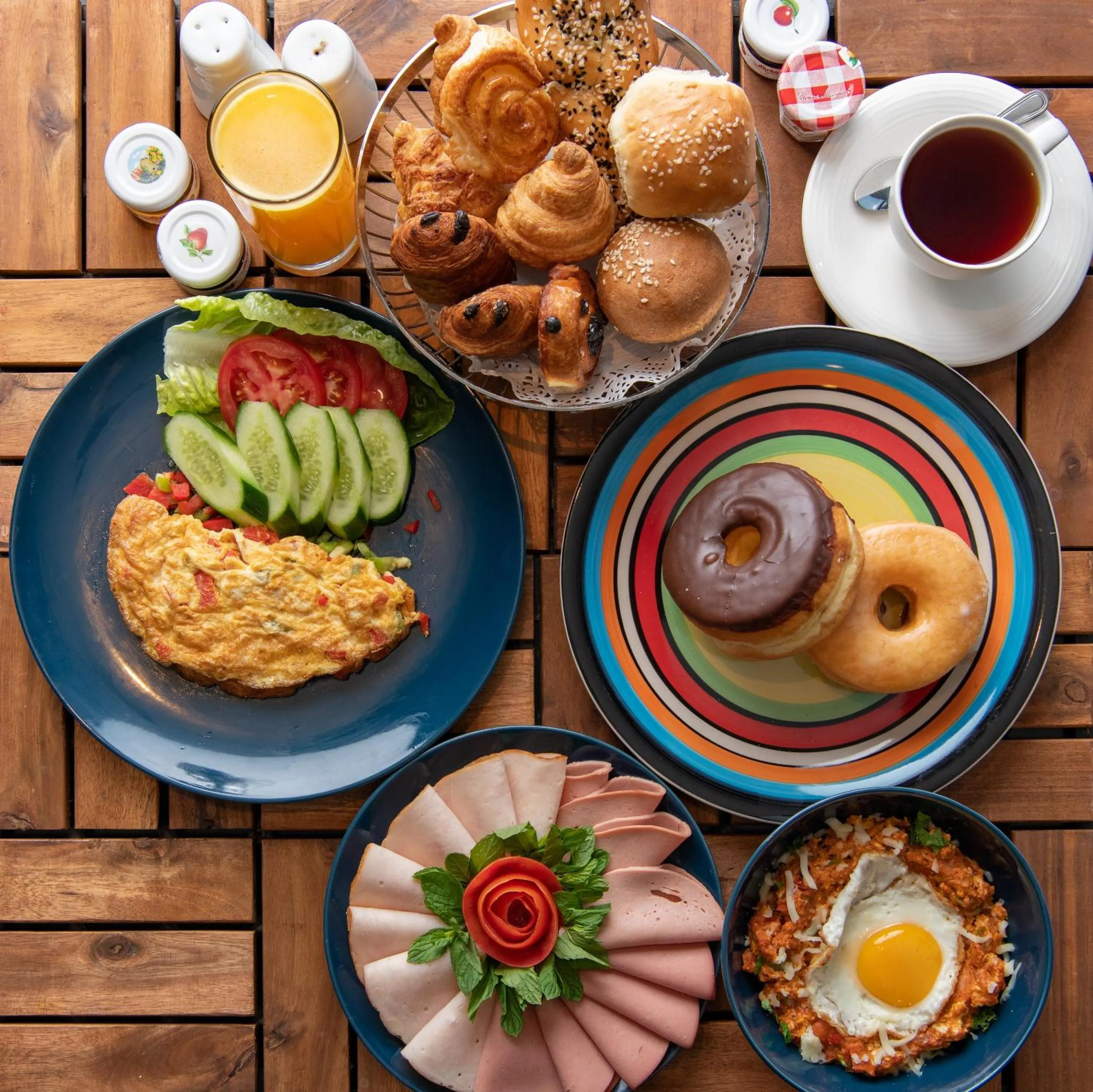 Food and drinks in Radisson Blu Hotel, Yanbu