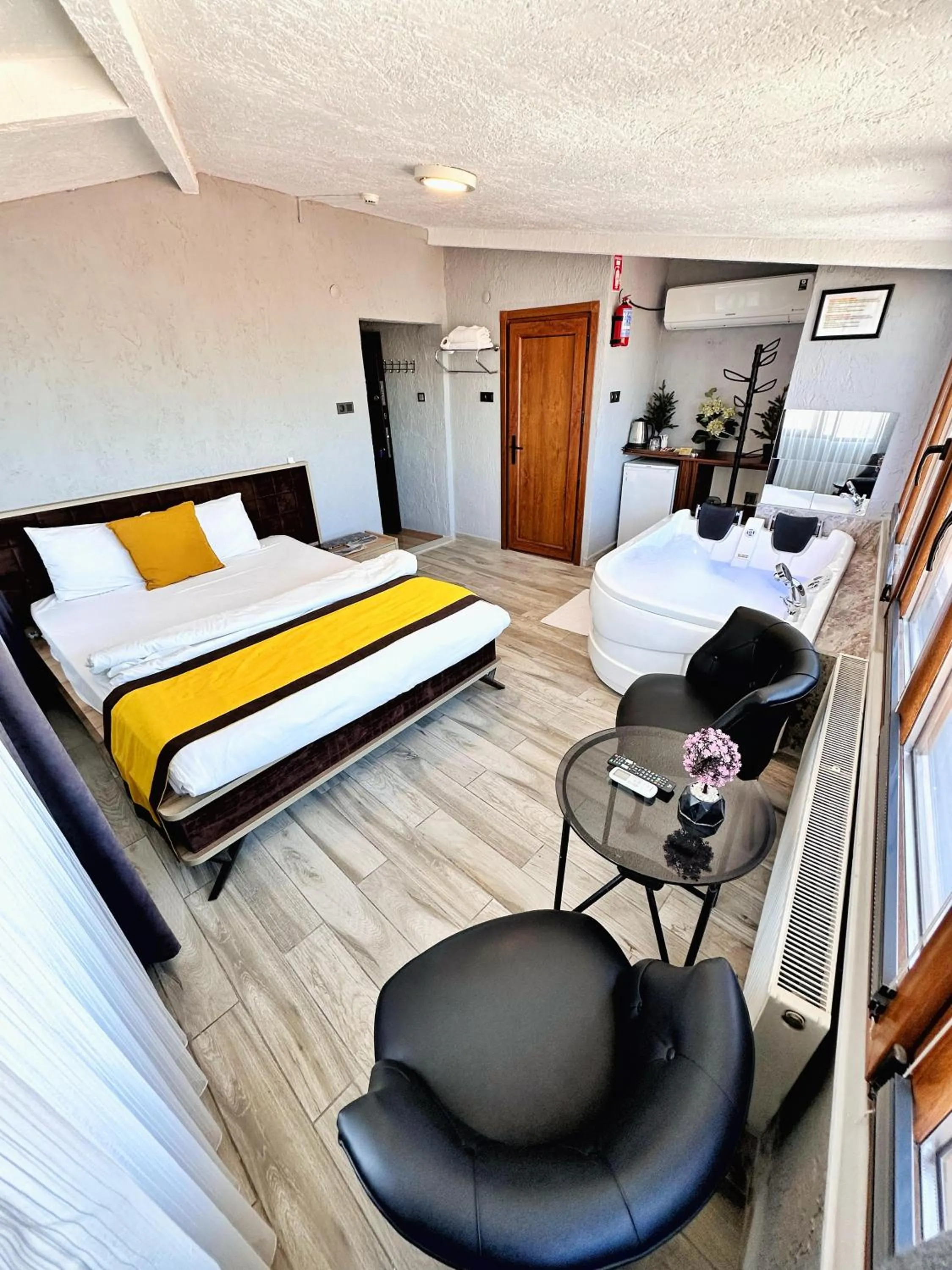 Bed in Pera Pansiyon