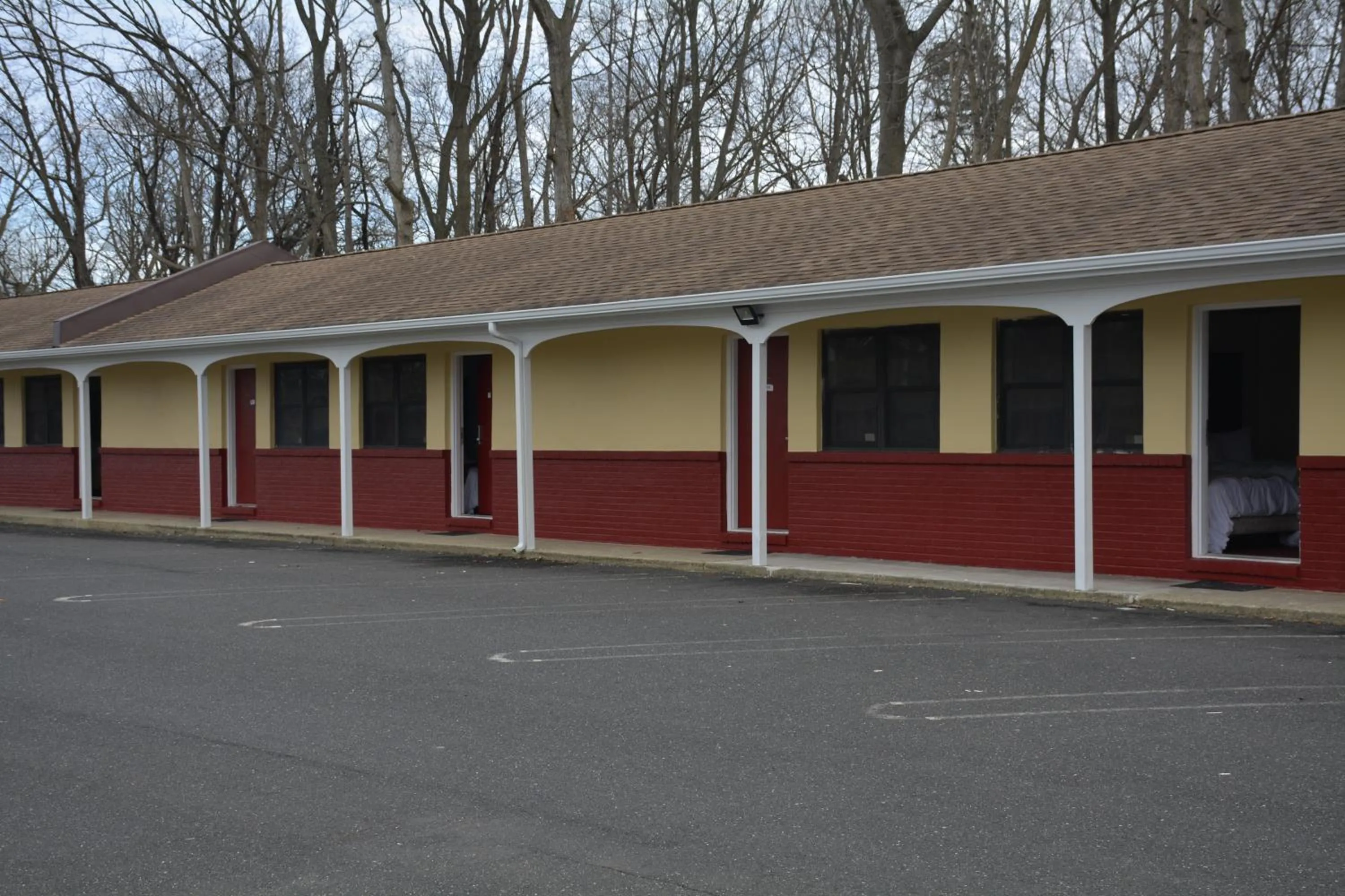 Property building in Atlantic Inn and Suites - Wall Township