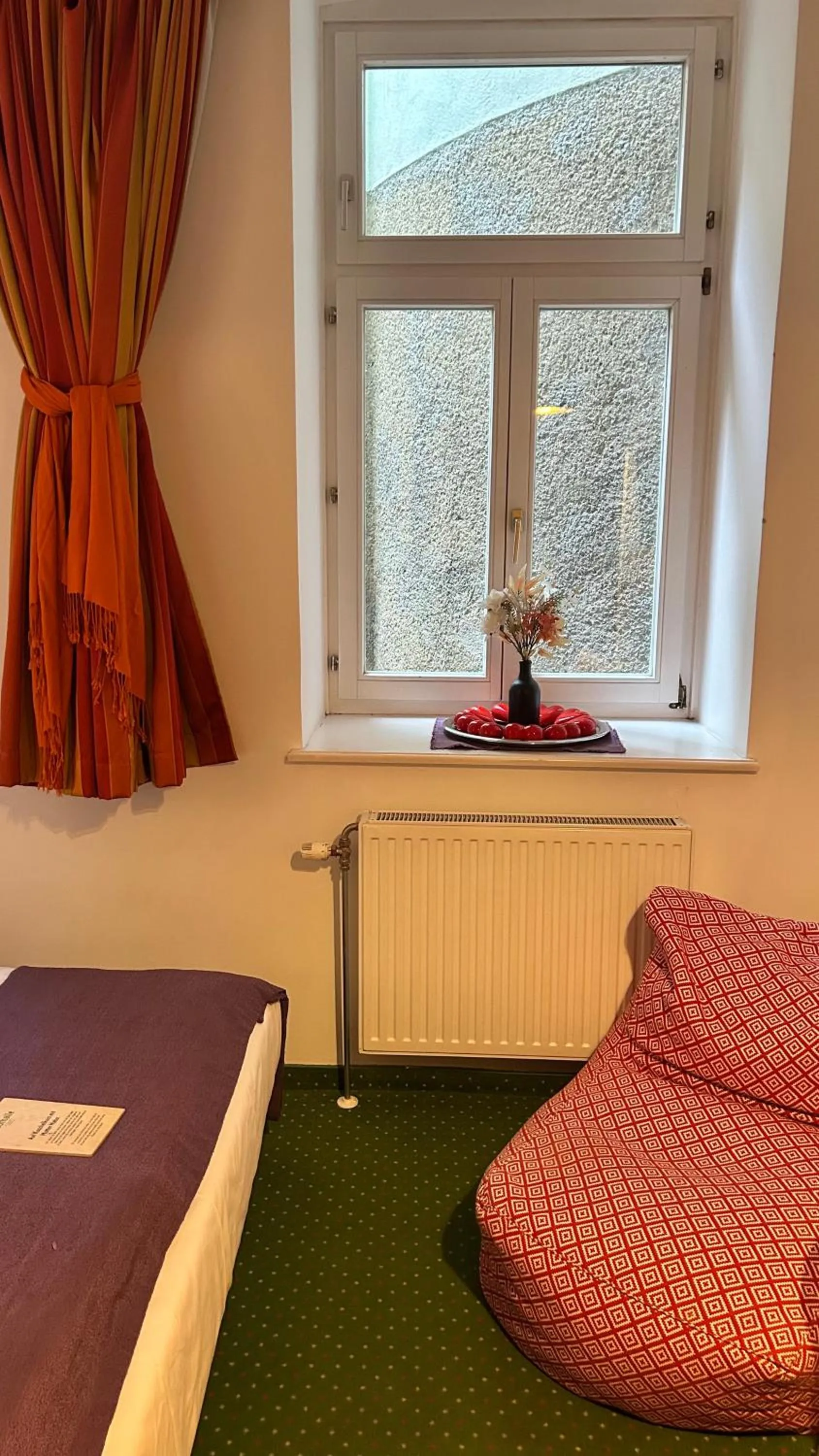 Photo of the whole room, Bed in Pension Stadthalle