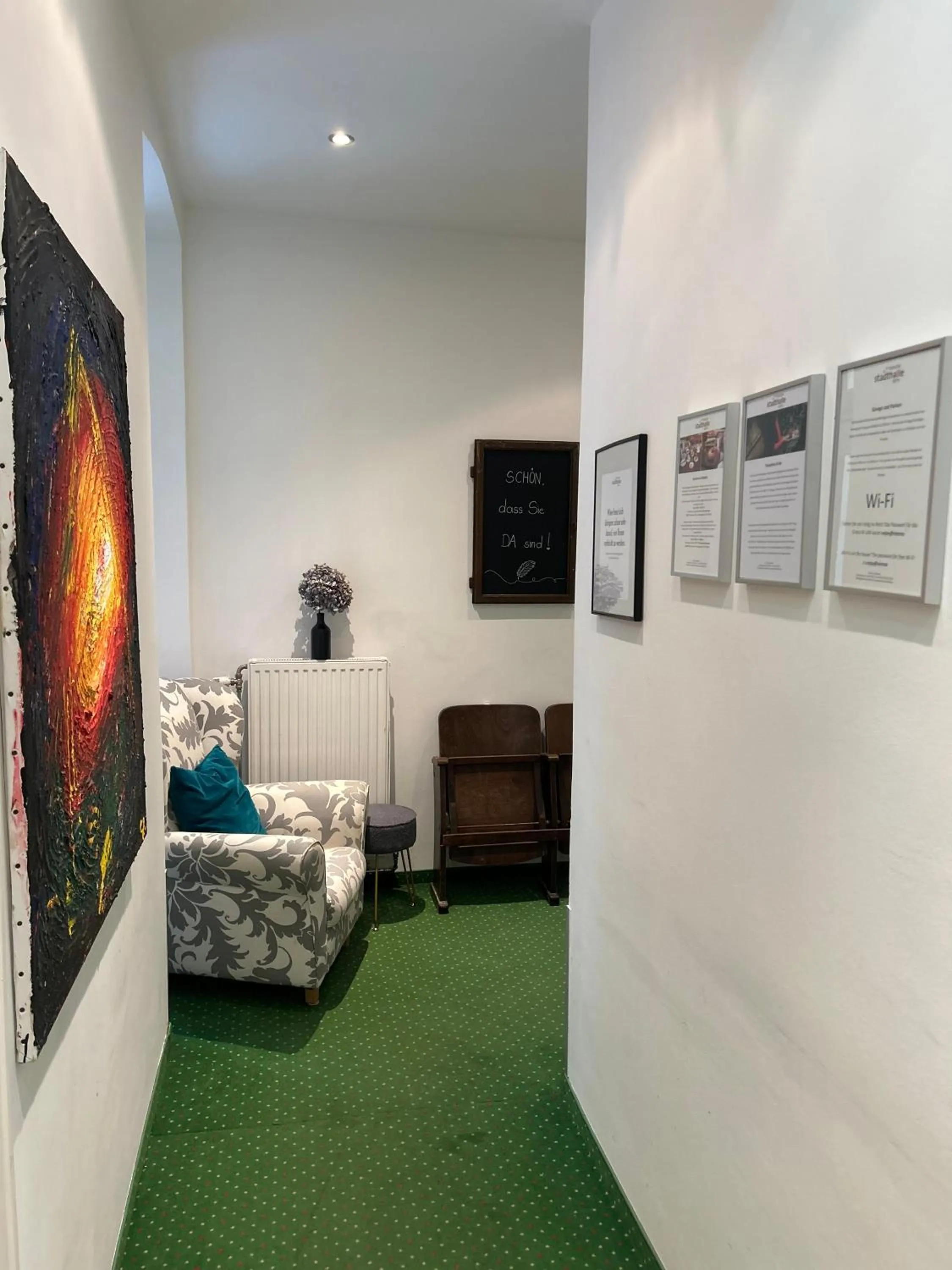 Seating area in Pension Stadthalle