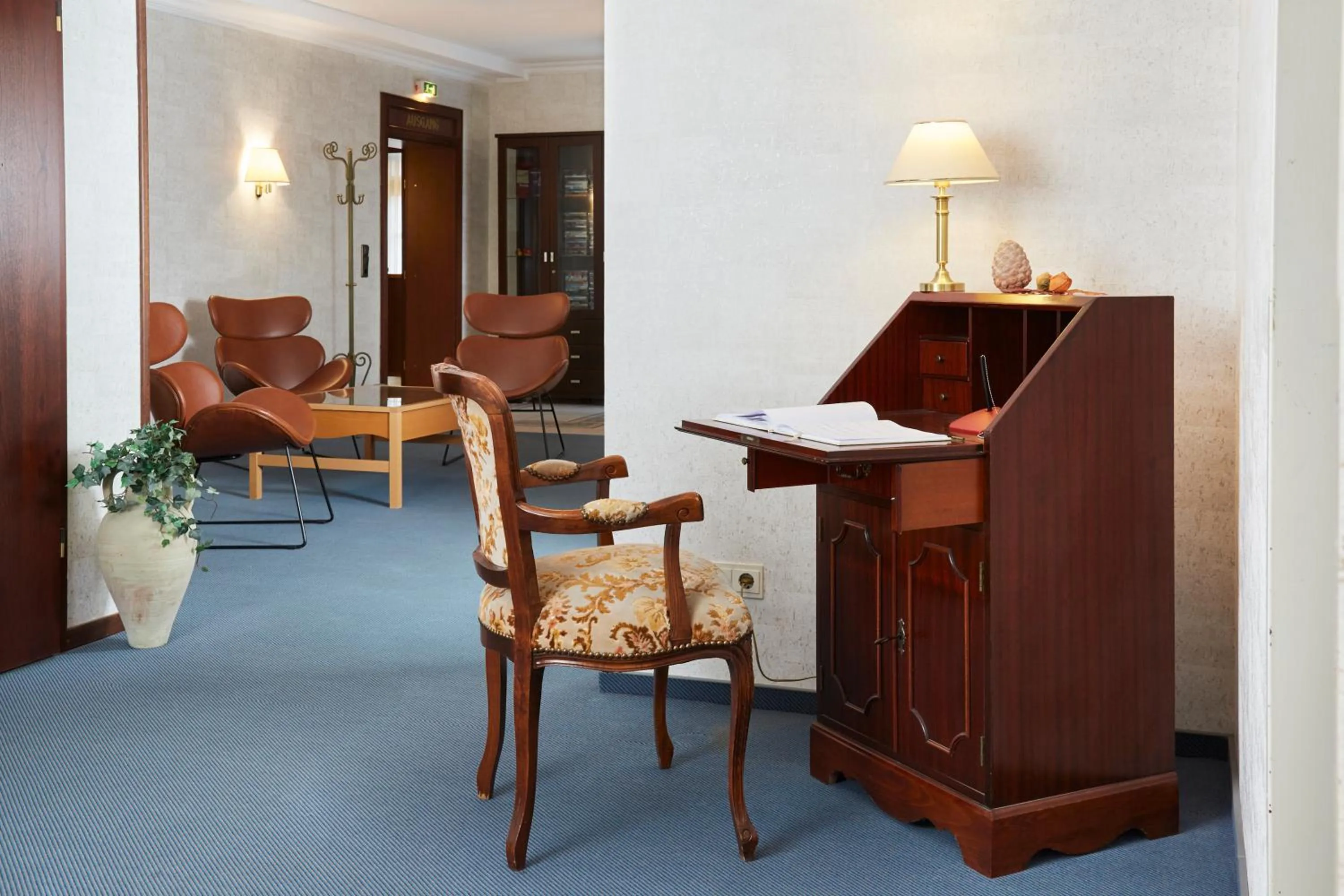 Seating area in Park Hotel Berlin