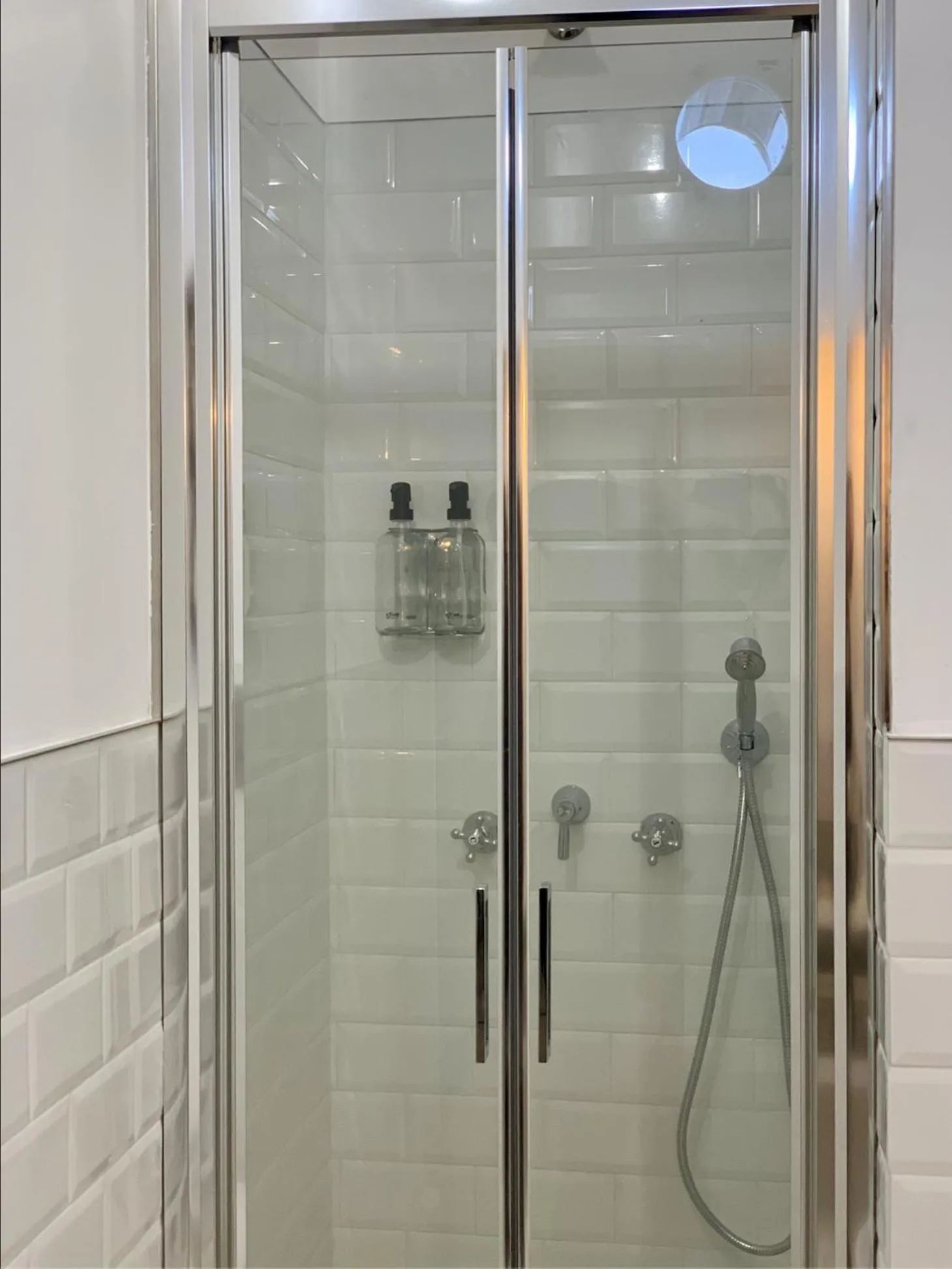 Shower in HABITARE Lecce & Salento