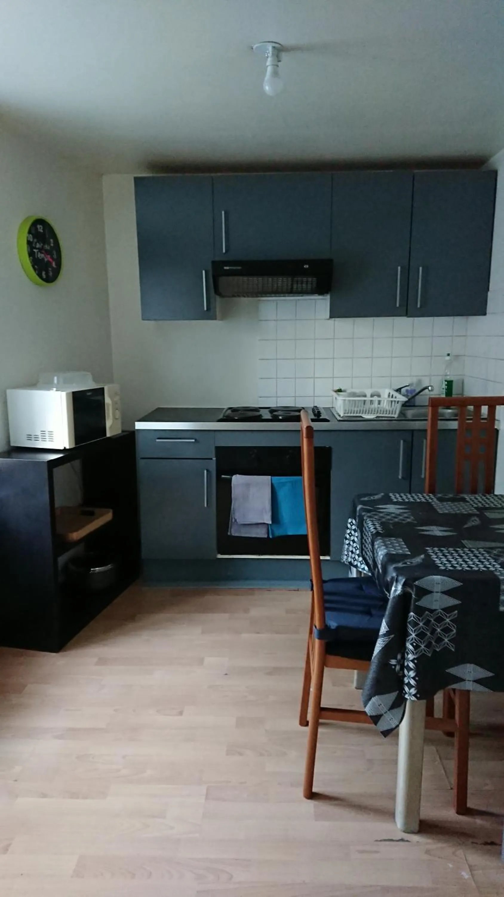 Kitchen or kitchenette in Le Nid Rouennais, appartement 2 chambres