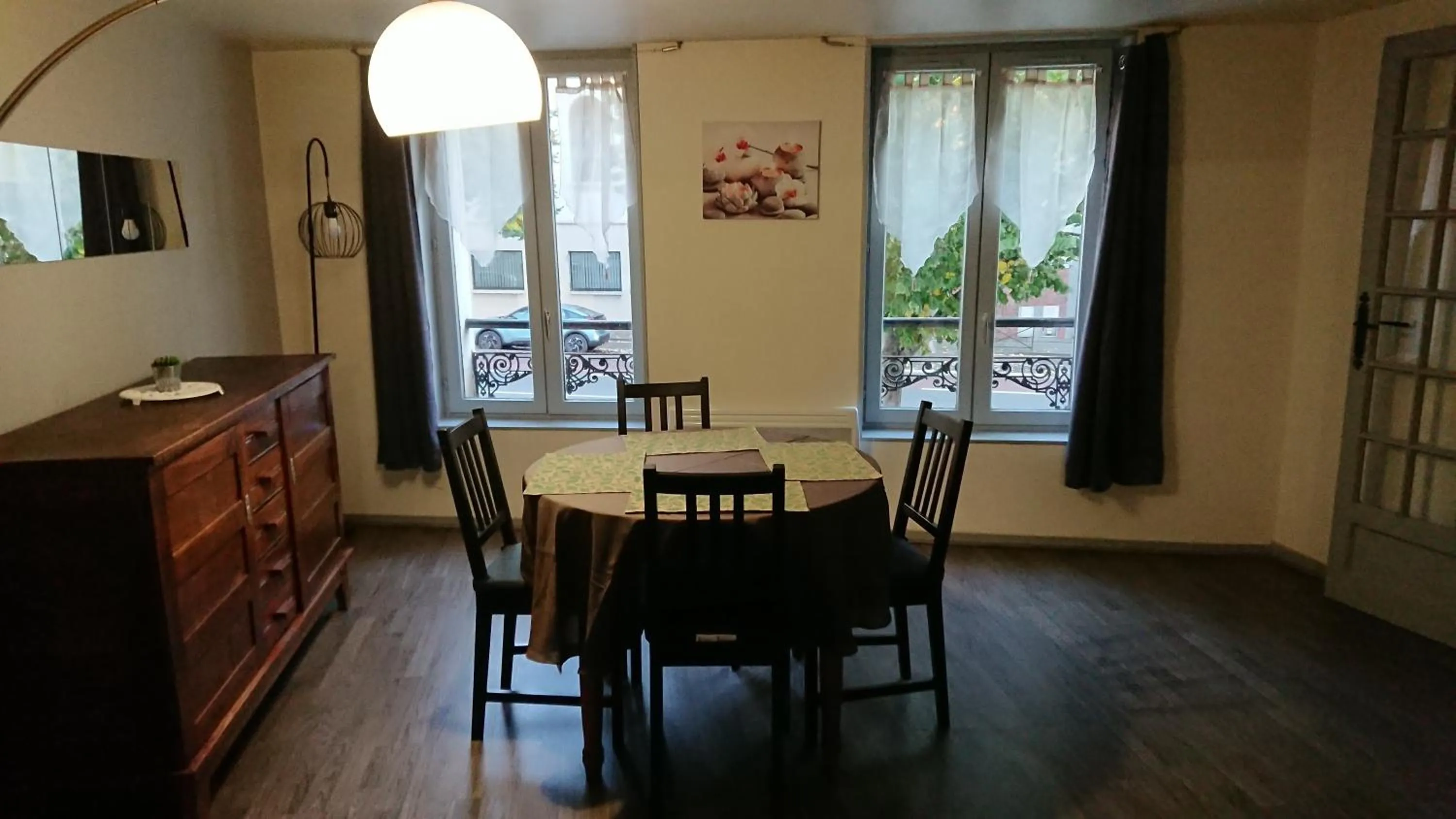 Dining Area in Appartement Rouen à 400 m de la gare