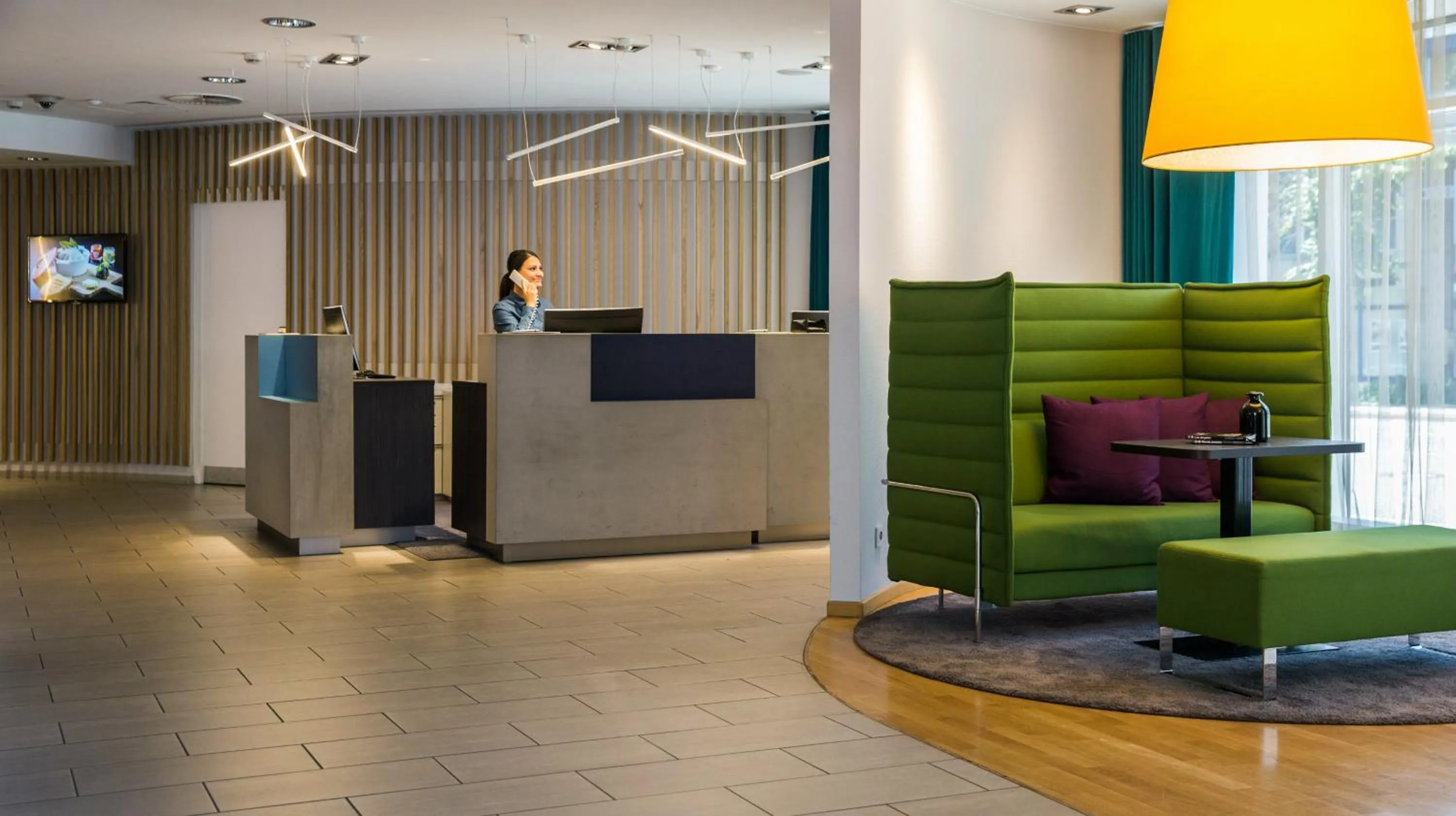 Lobby or reception in Park Inn by Radisson Nürnberg